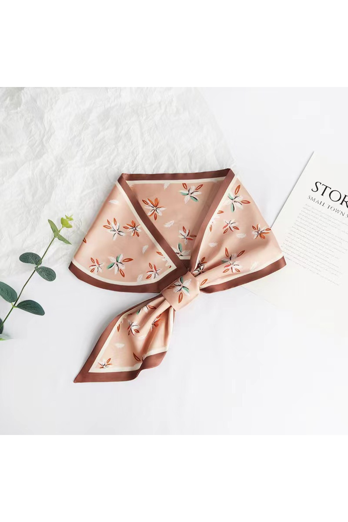 Kravat Eşarp Çiçekli Desen Kırmızı Renk