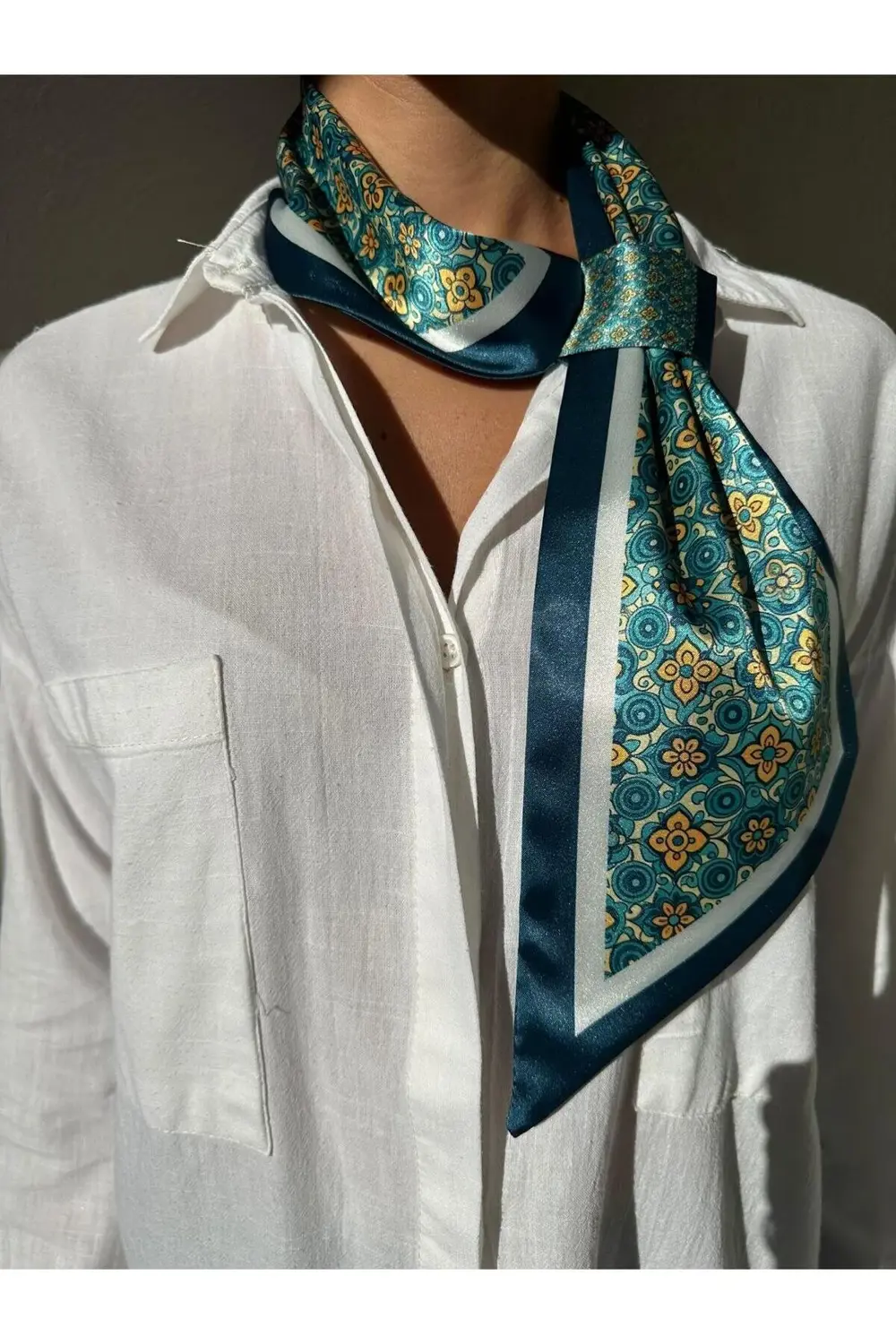 Kravat Eşarp Yeşil İkonik Desenler