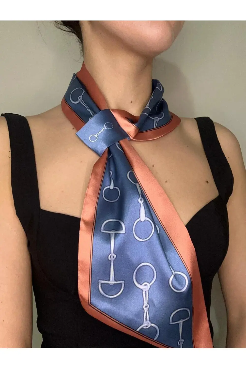 Kravat Eşarp Zincir Desen