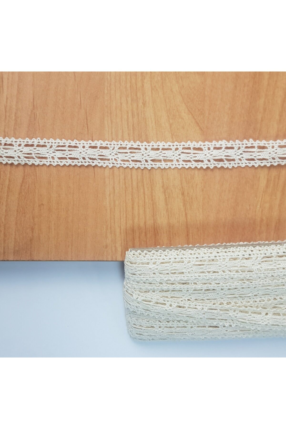 Tuhafiyecimiz Krem Ara Pamuk 10 Metre Dantel 15 Mm 8493