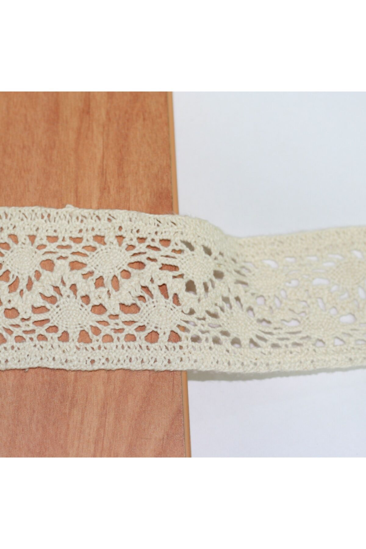 Tuhafiyecimiz Krem Pamuk Dantel 50 Mm