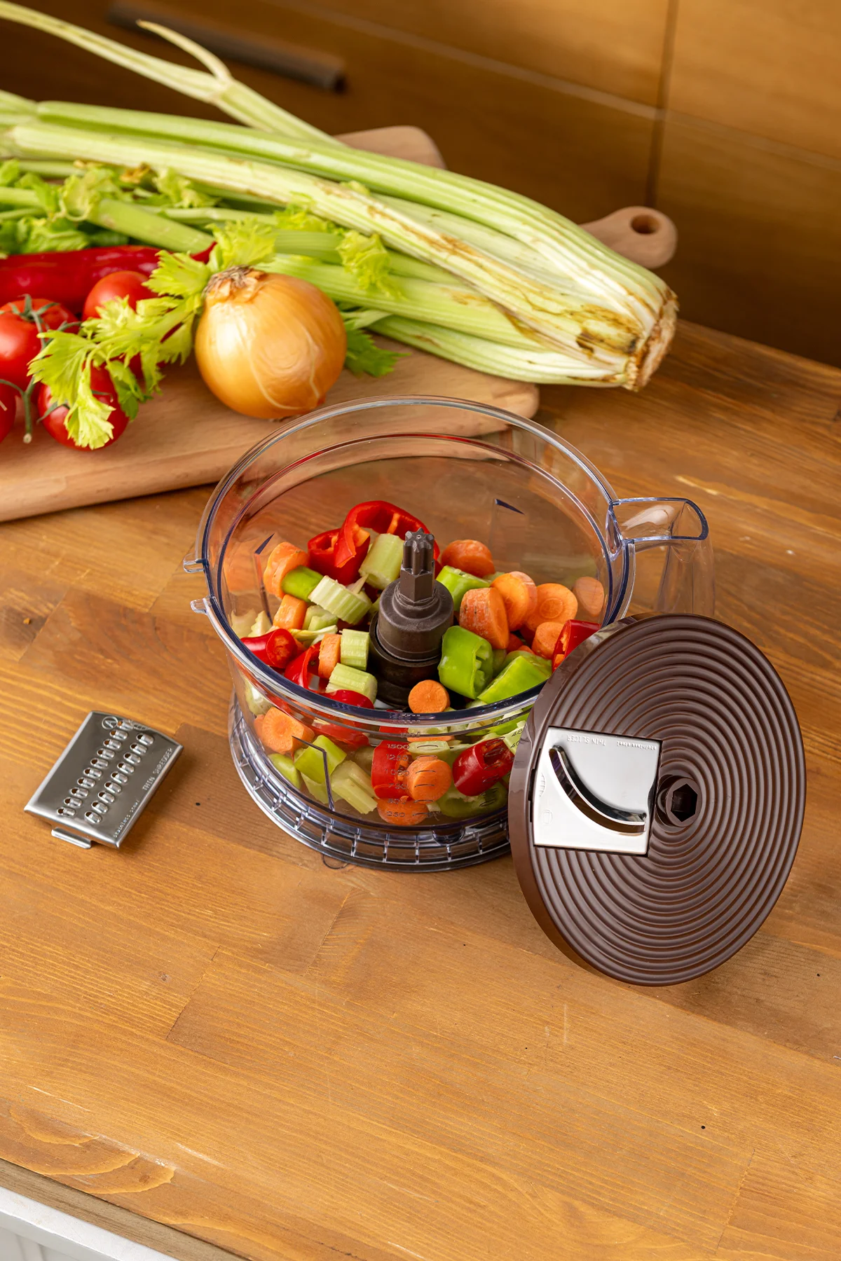 Krem Renkli Çok Fonksiyonlu Mutfak Robotu, Nostaljik Tasarım, 283