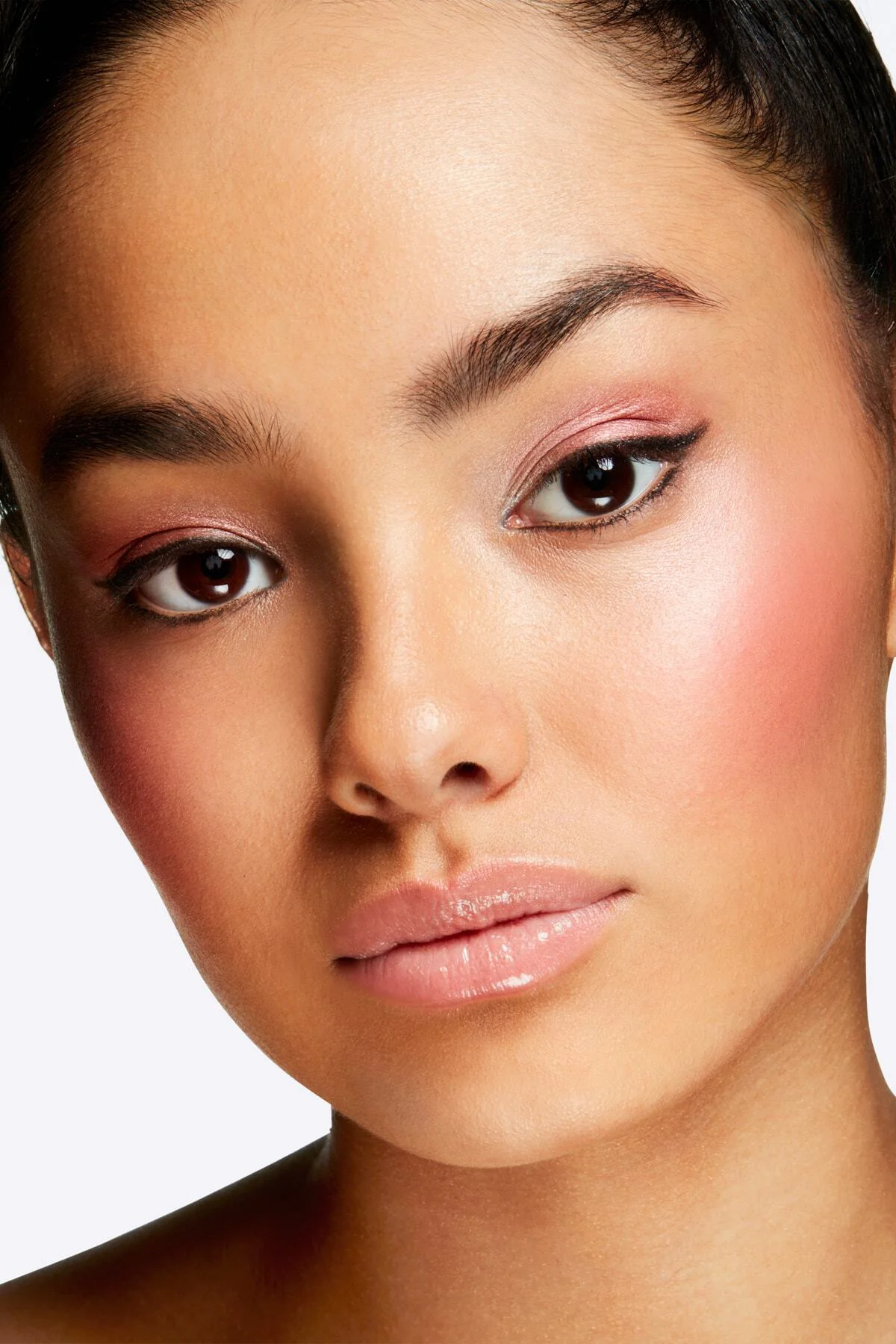 Kremsi Yapılı Pudra Allık - Extra Dimension Blush - Hushed Tone 4