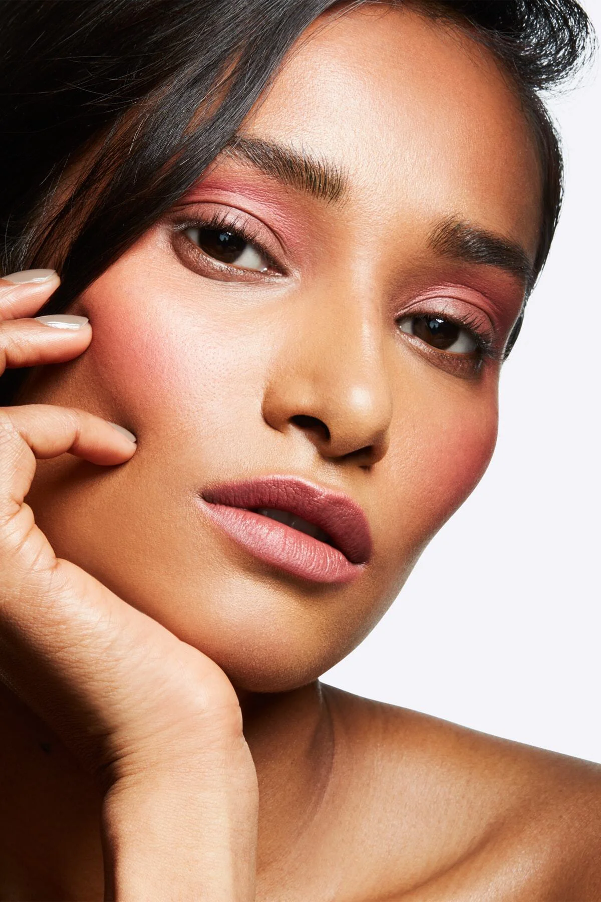 Kremsi Yapılı Pudra Allık - Extra Dimension Blush - Hushed Tone 4