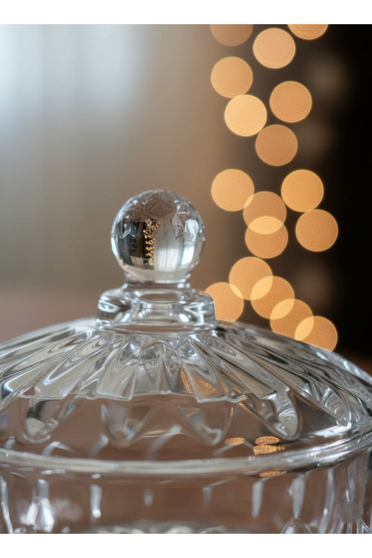 Kristal Cam Şekerlik 350 ml – Kapaklı Hediyelik Lokumluk ve Dekor Kristal Cam Şekerlik 350 ml – Kapaklı Hediyelik Lokumluk ve Dekor