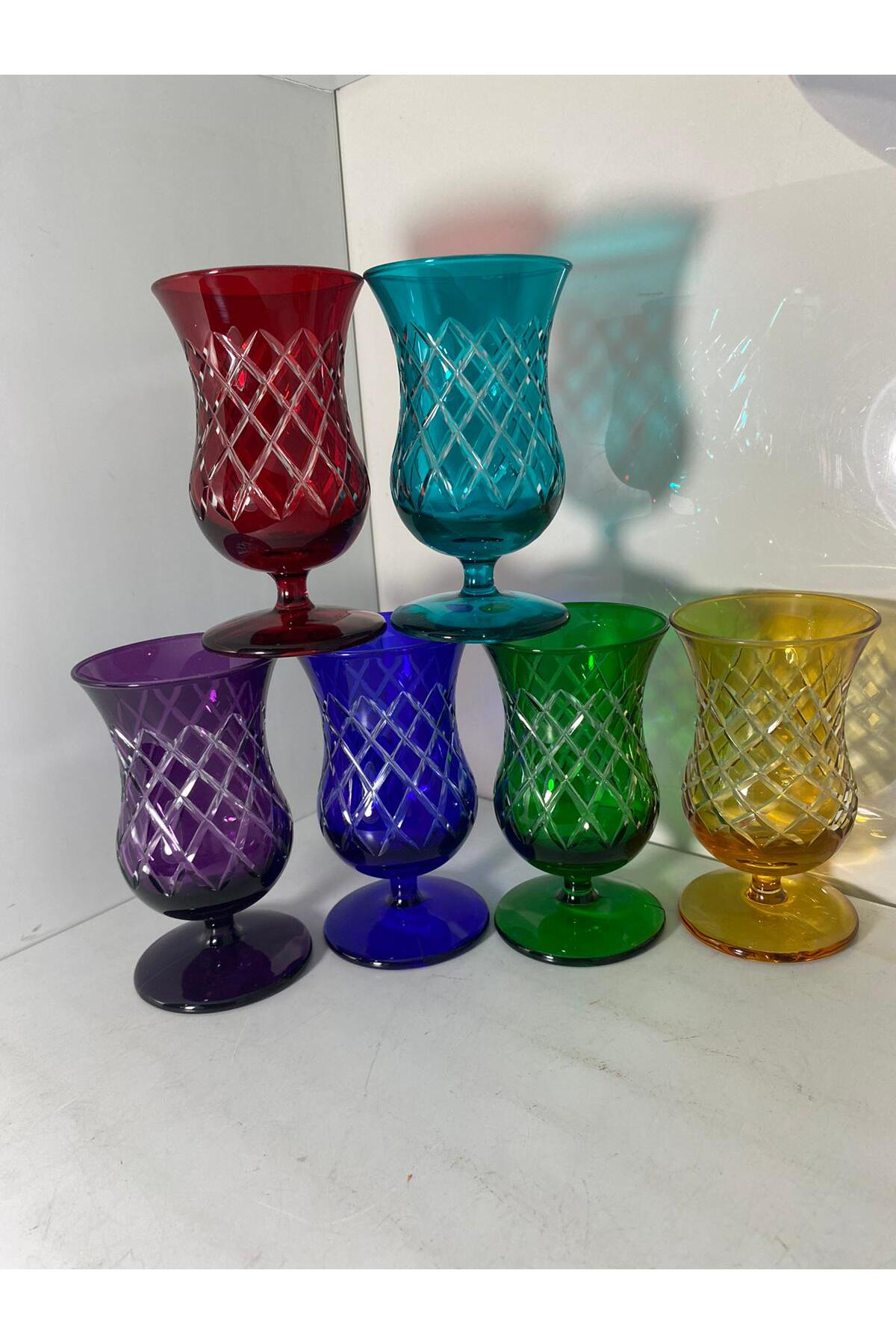 Kristal Kesme Ayaklı Kahve Yanı Barağı