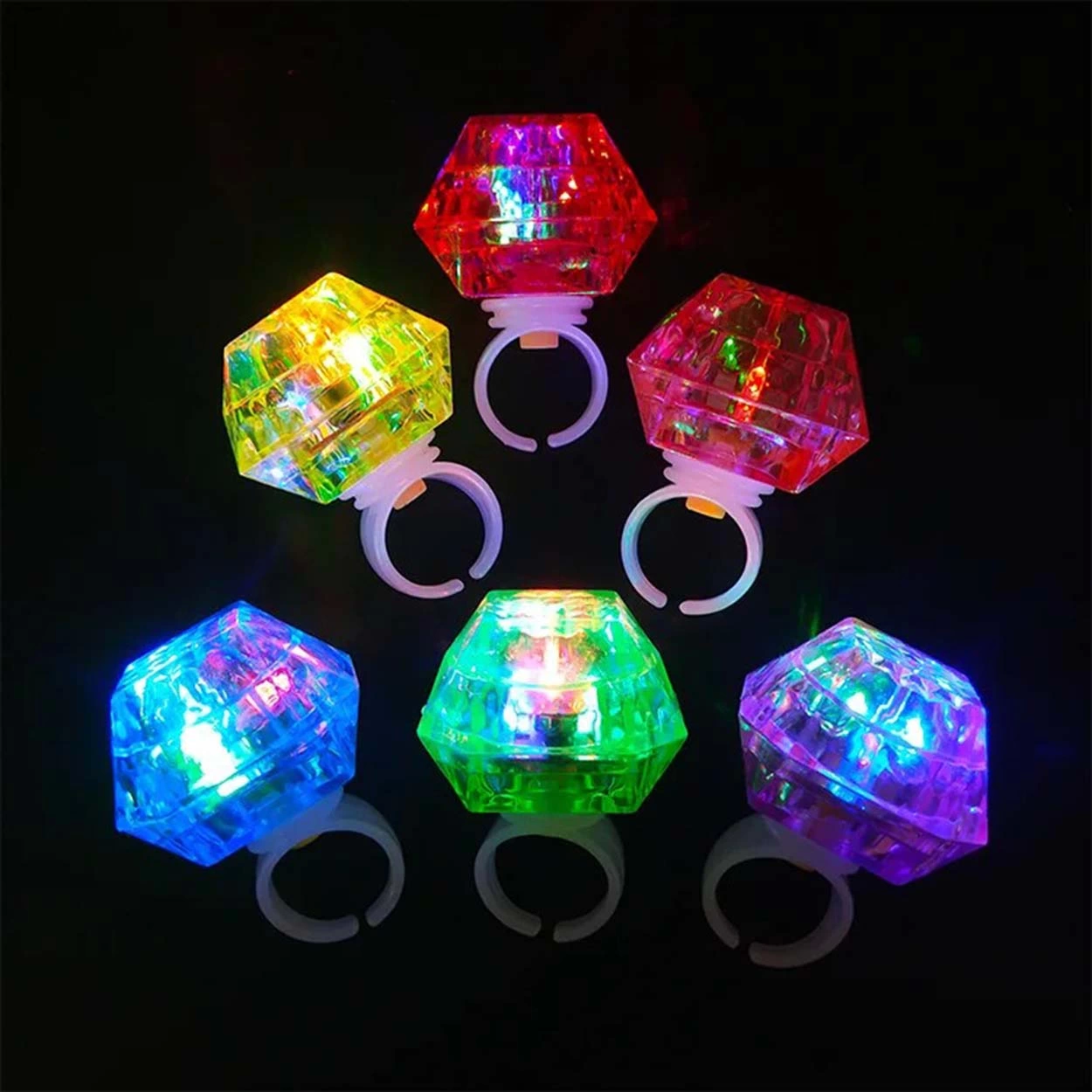 Kristal Tasarımlı Led Glow Işıklı 3 Modlu Kırmızı Yüzük 3.5 X 5 C