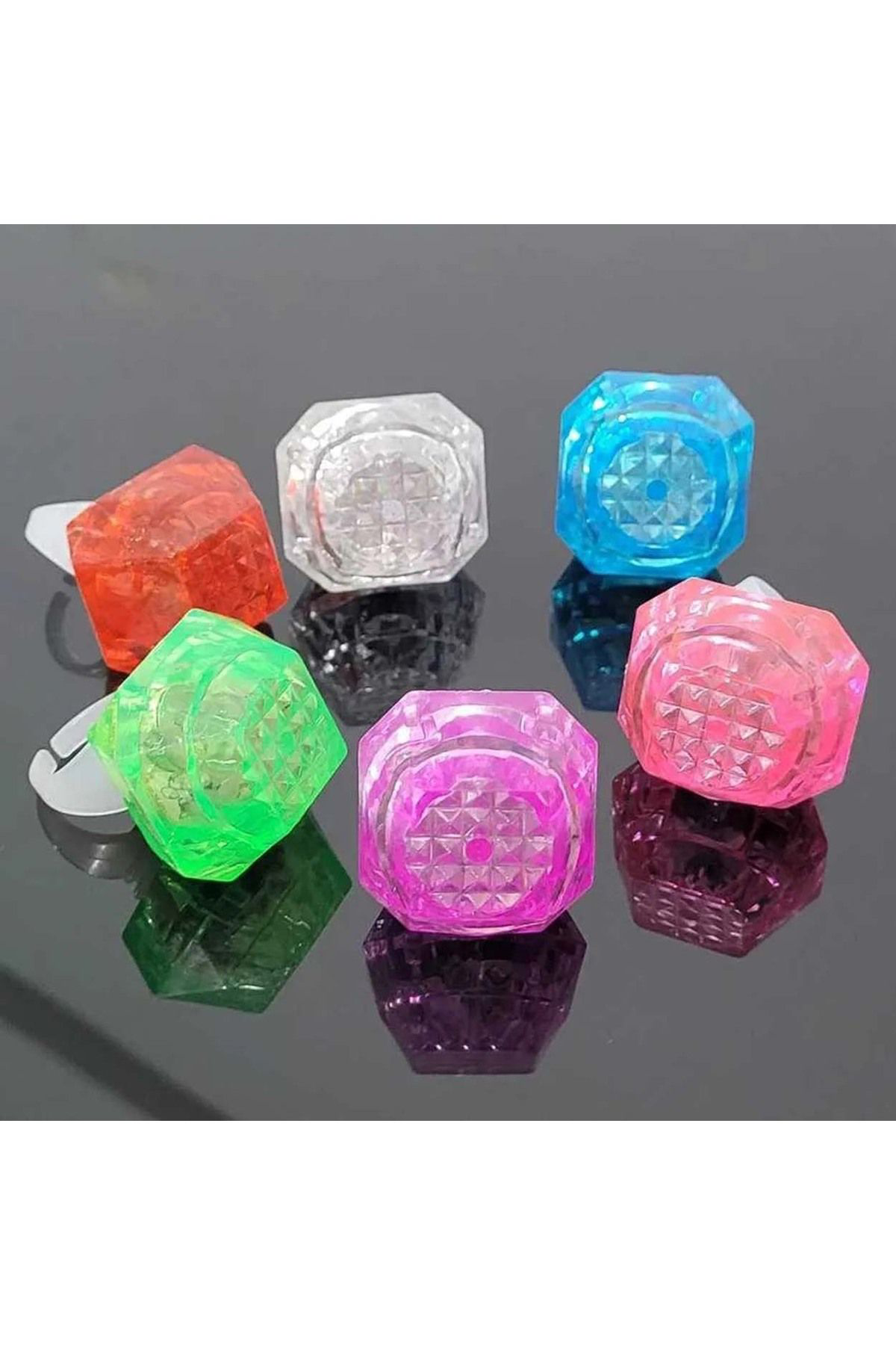 Ok Aksesuar Kristal Tasarımlı Led Glow İşıklı 3 Modlu Pembe Yüzük 3.5 X 5 Cm