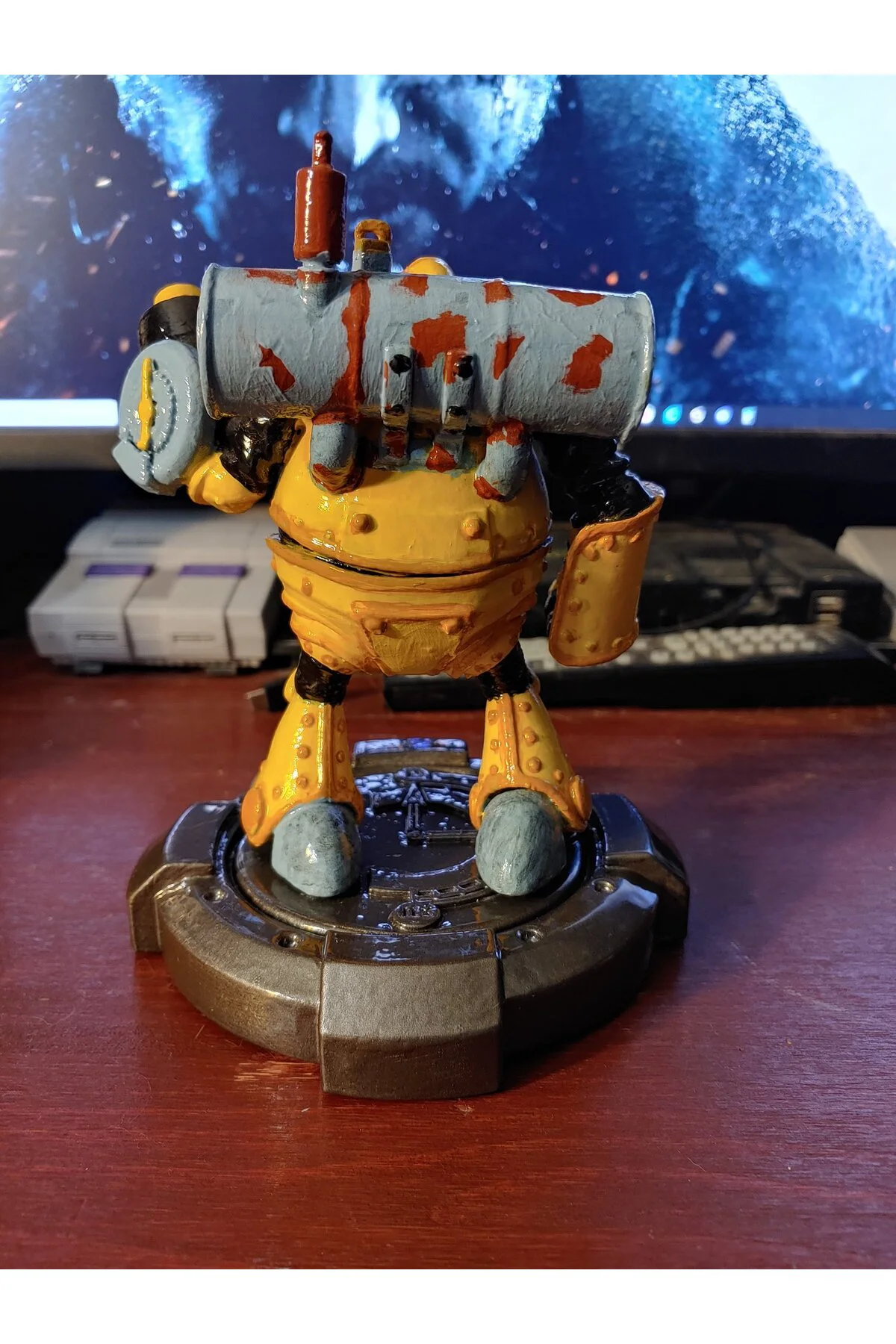 Krono Robo Boyalı Figür Prometheus Figür Büyük Boy 25CM