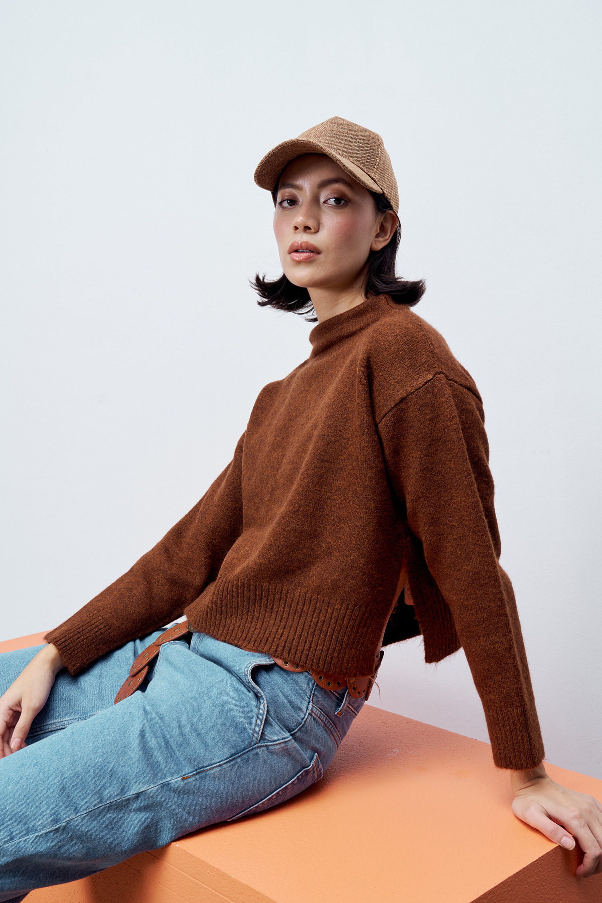 Krop yandan yırtmaçlı kazak