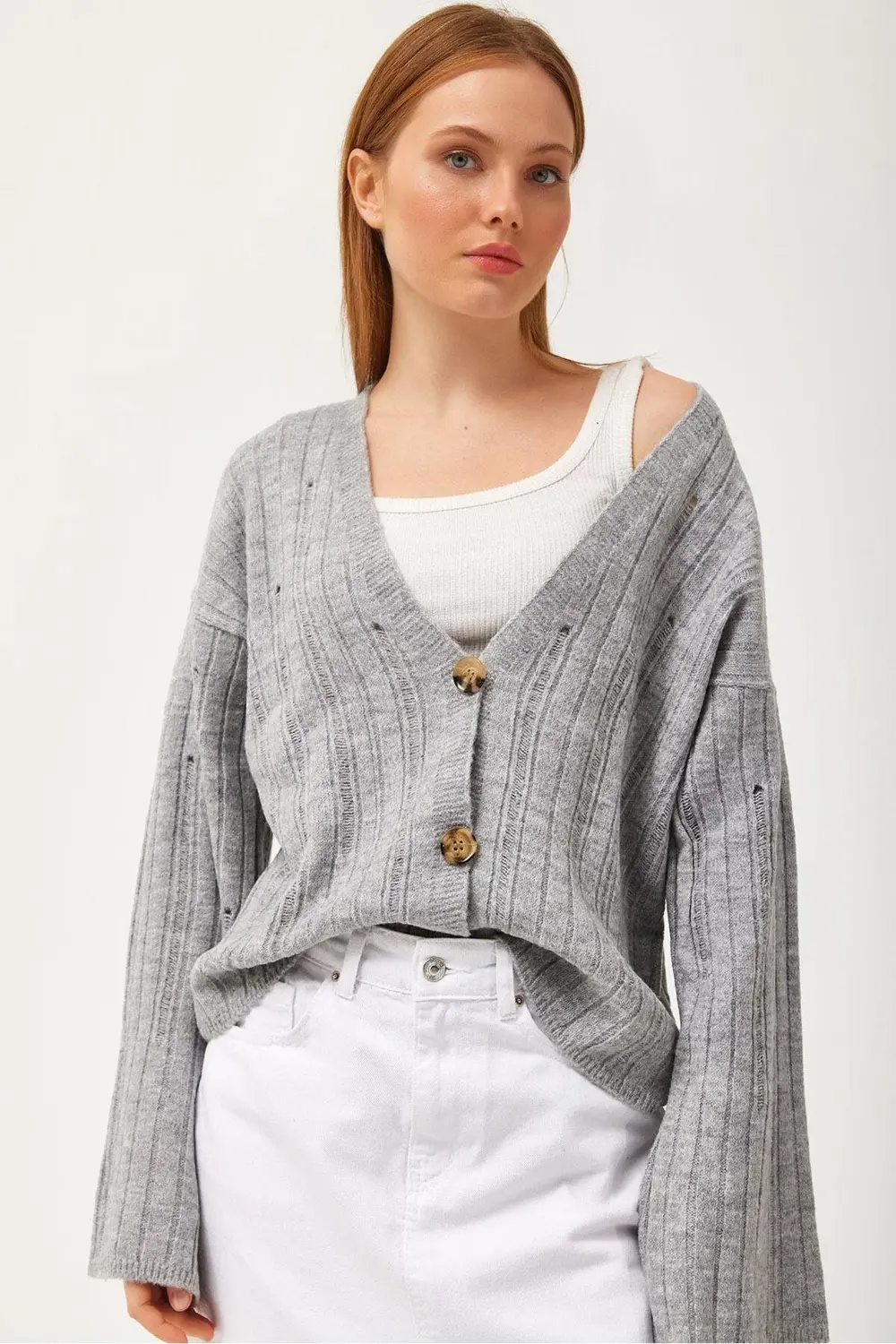 Kruvaze Yaka Düğmeli Triko Hırka Gri