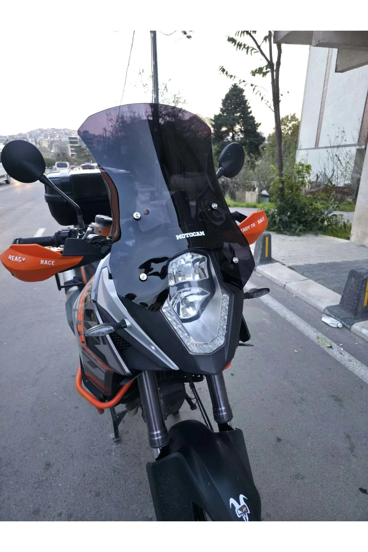 KTM 1090 Adventure Ön Cam 2008-2017 Model 56cm Siyah Renkli 4mm