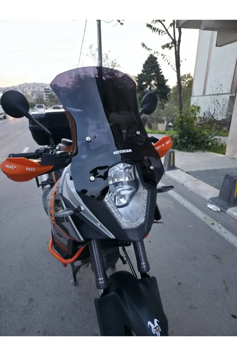 KTM 1190 Ön Cam 2008-2017 Model 56cm Siyah Renkli 4mm