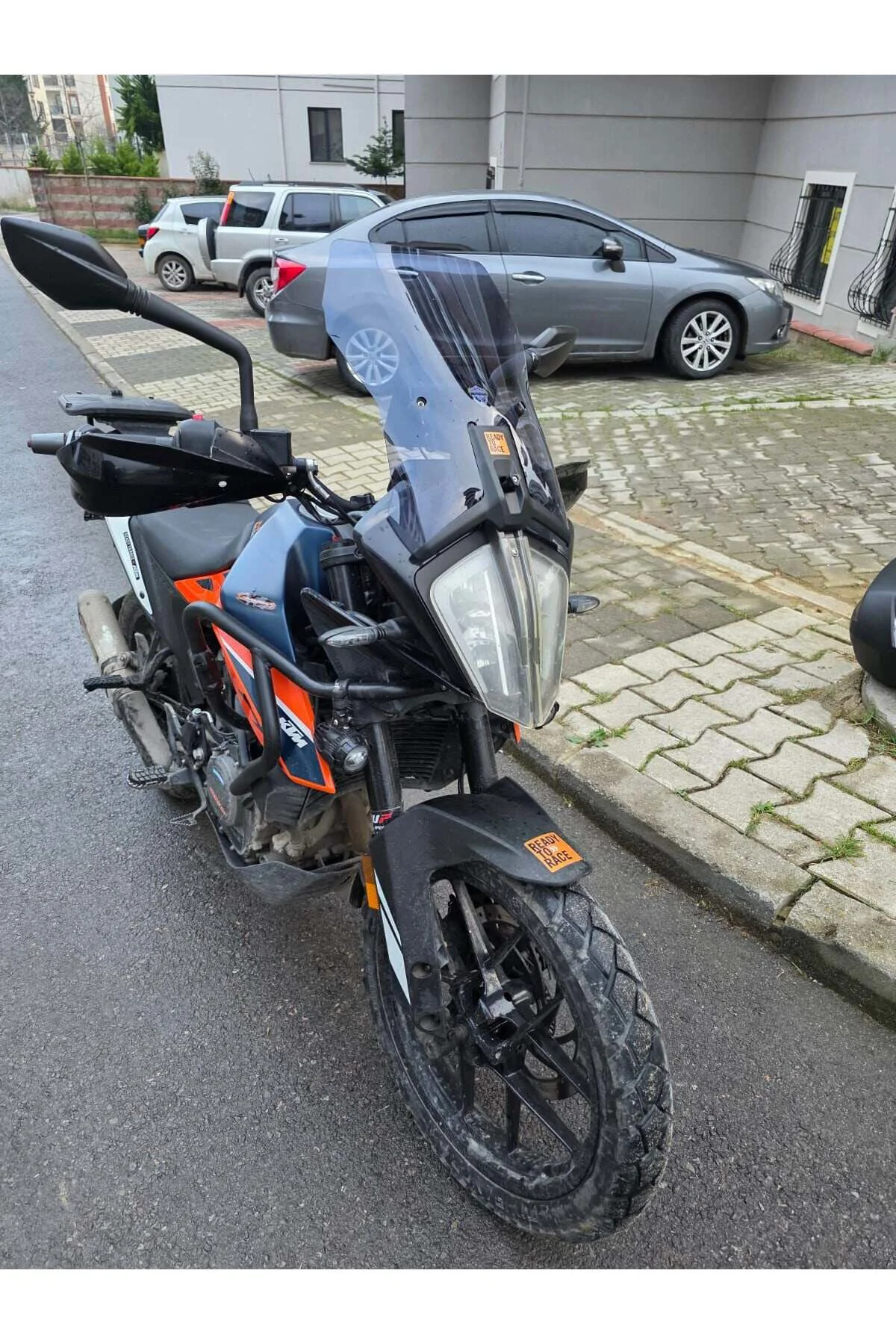 KTM 890 Adv Ön Cam 2021-2023 Model 44cm Füme Renkli 3mm APARATSIZDIR