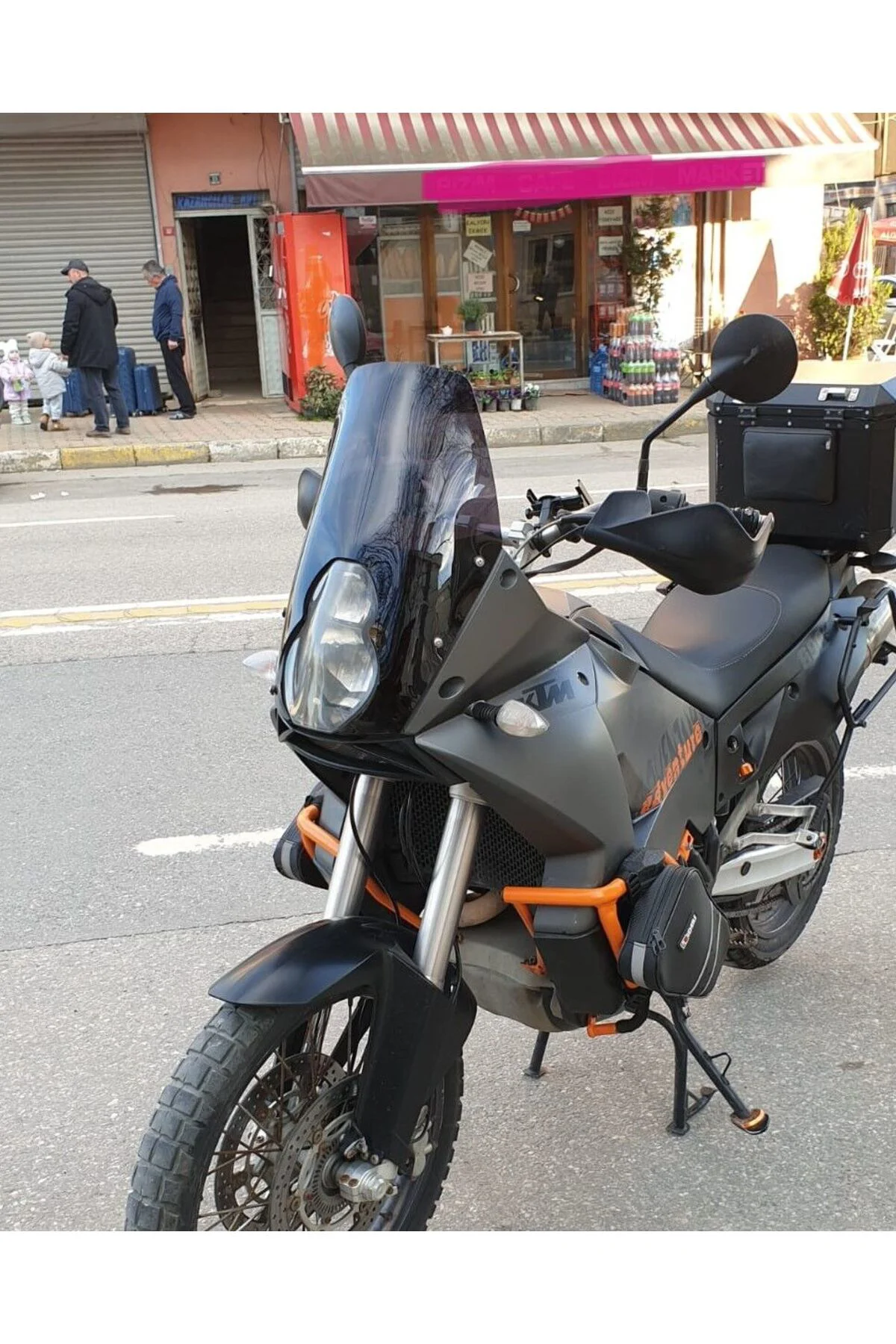 KTM 990 Adventure Ön Cam 2015-2018 Model 52cm Siyah Renkli 4mm