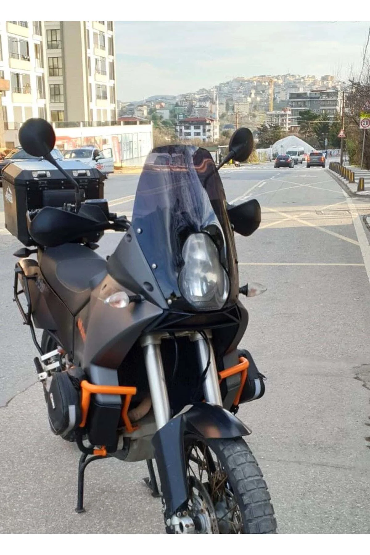 KTM 990 Adventure Ön Cam 2015-2018 Model 52cm Siyah Renkli 4mm