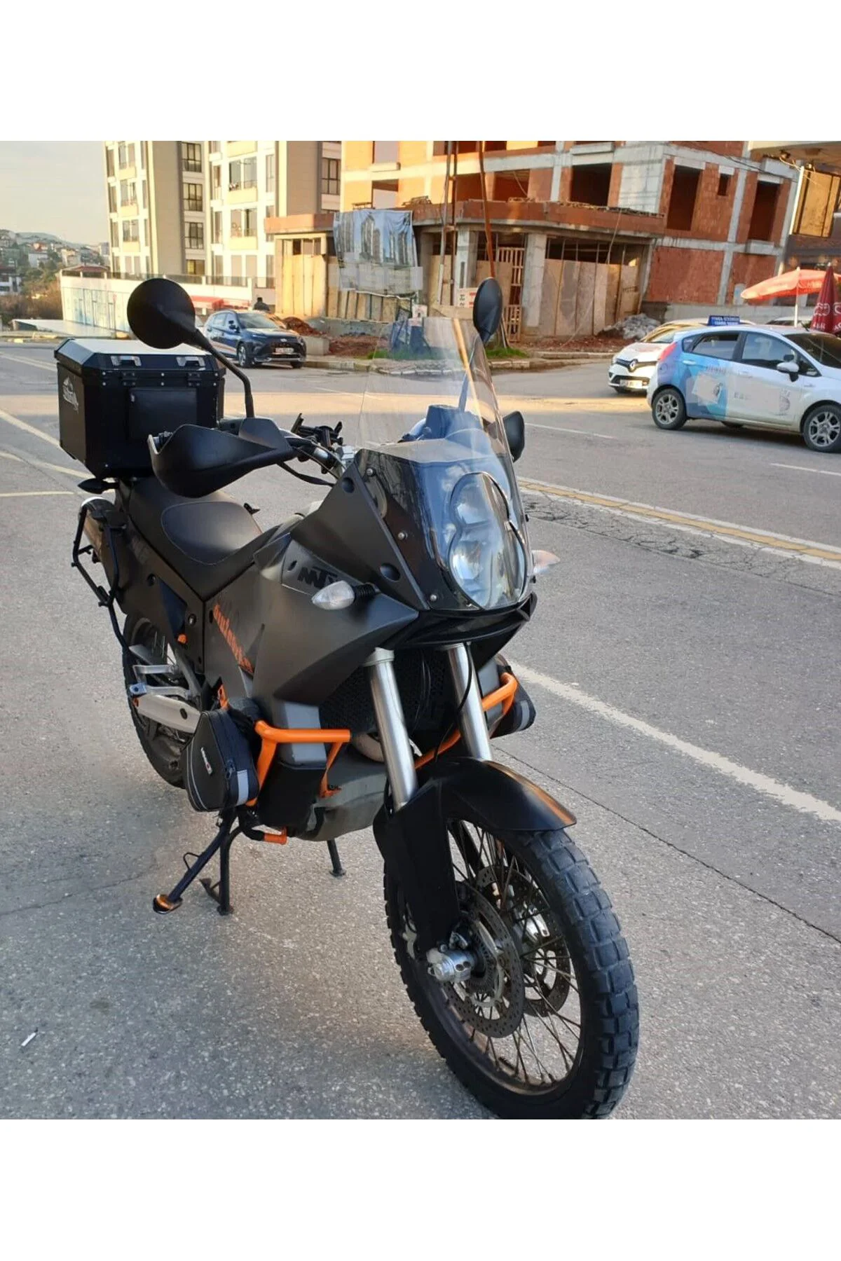 KTM 990 Adventure Ön Cam 2015-2018 Model 52cm Şeffaf Renkli 4mm