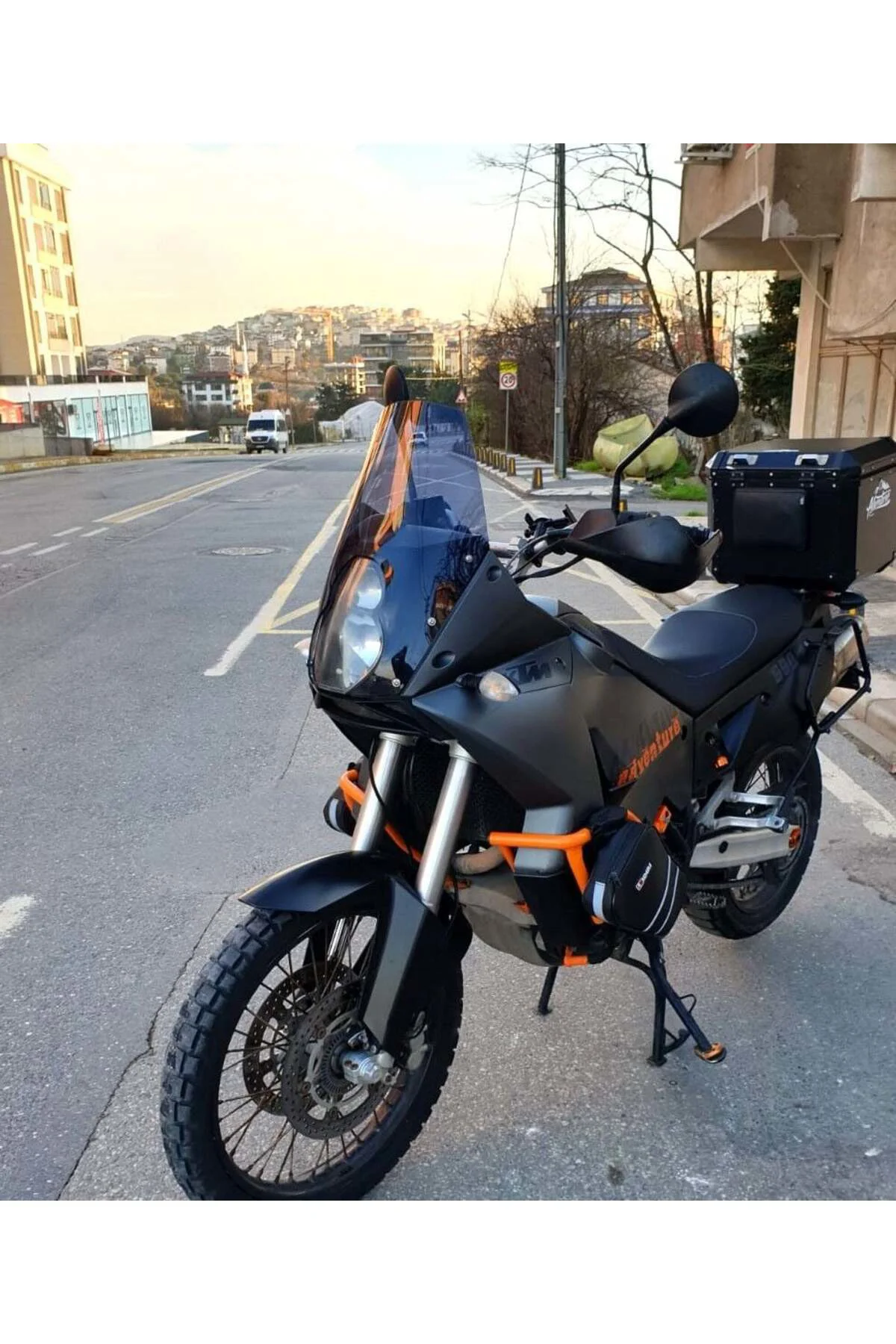 KTM 990 Adventure Ön Cam 2015-2018 Model 52cm Füme Renkli 4mm