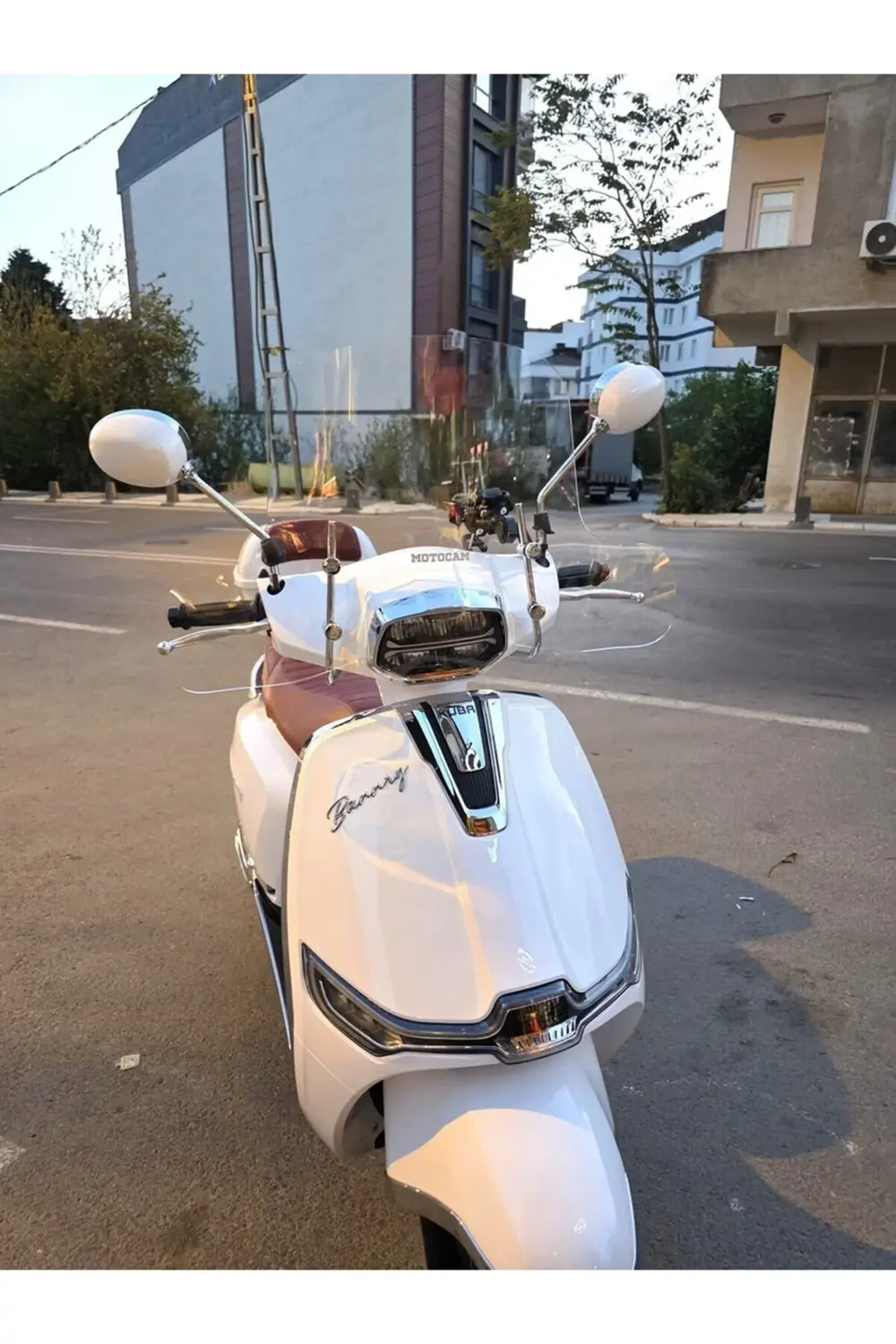 Küba Bannry Ön Cam 2024-2025 Model 39cm Şeffaf Renkli 4mm Elcikli
