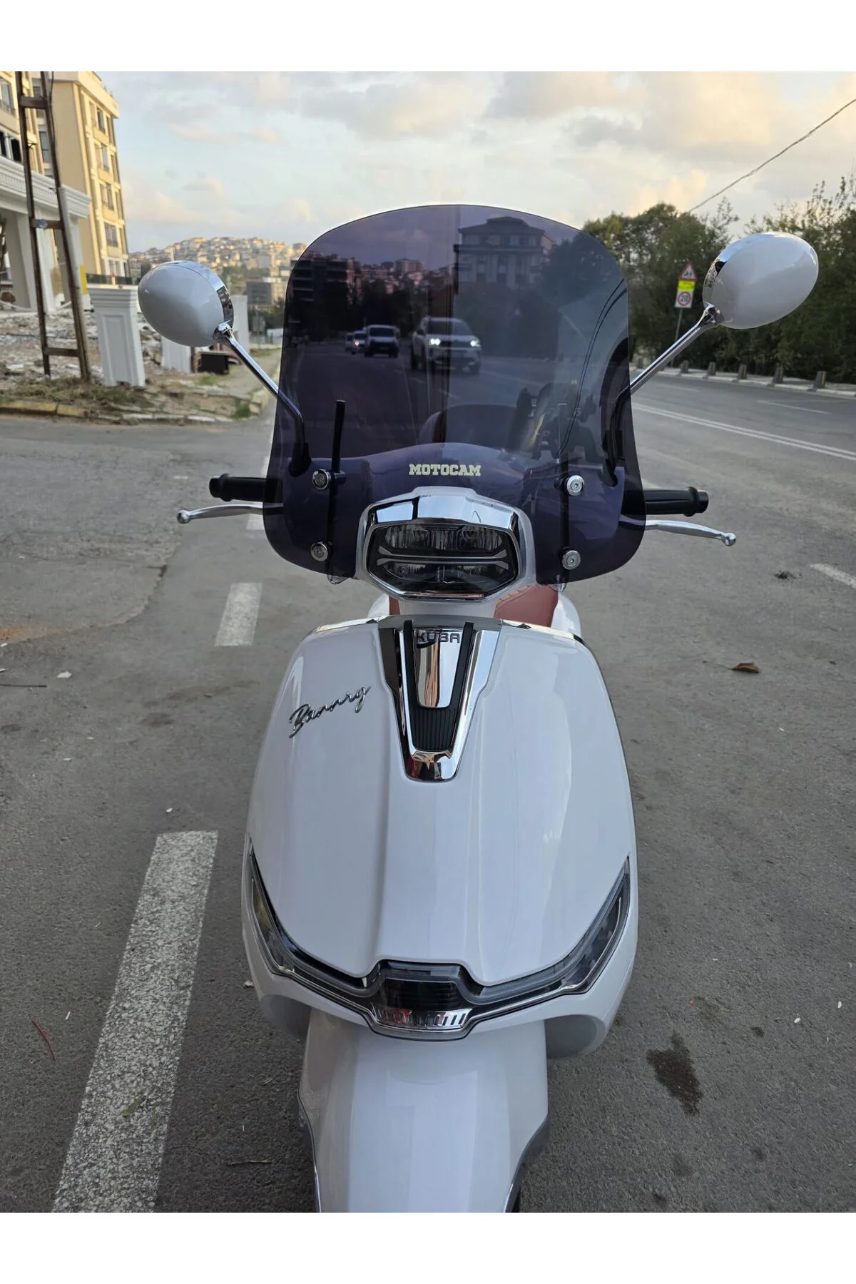 Küba Bannry Ön Cam 2024-2026 Model 43cm Siyah Renkli 4mm APARATSI