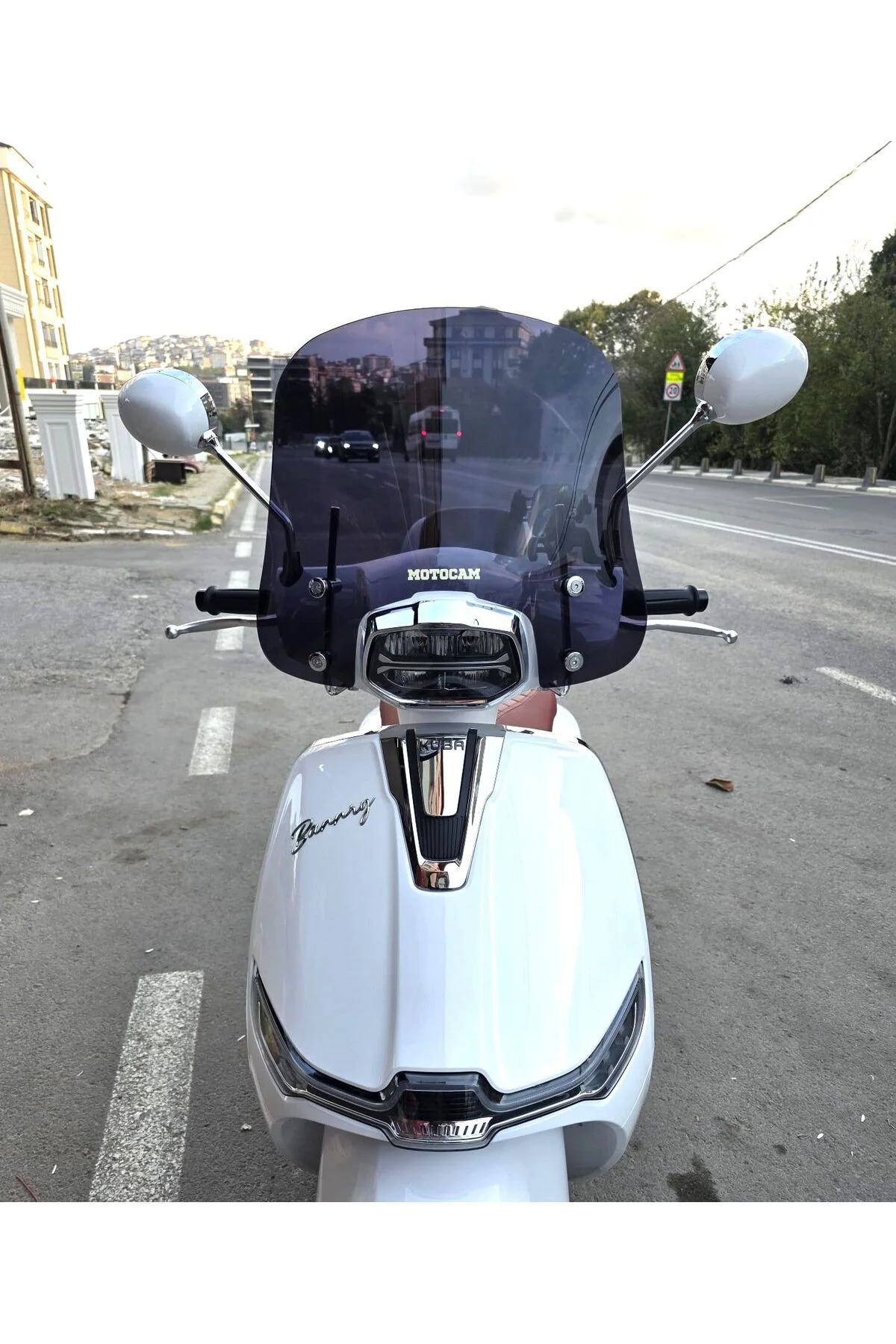 Küba Bannry Ön Cam 2024-2026 Model 43cm Siyah Renkli 4mm APARATSI