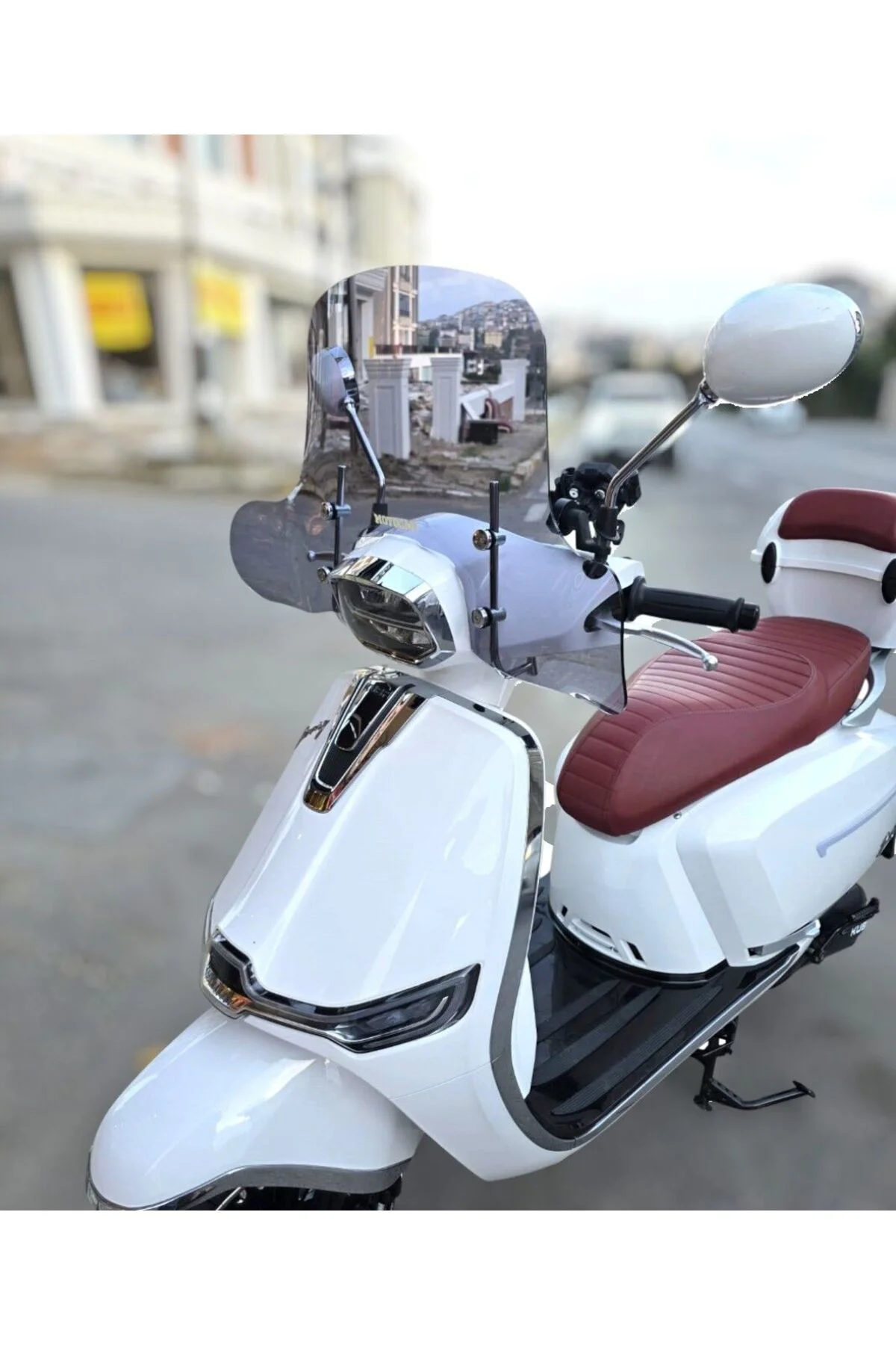 Küba Bannry Ön Cam 2024-2026 Model 39cm Füme Renkli 4mm Elcikli A