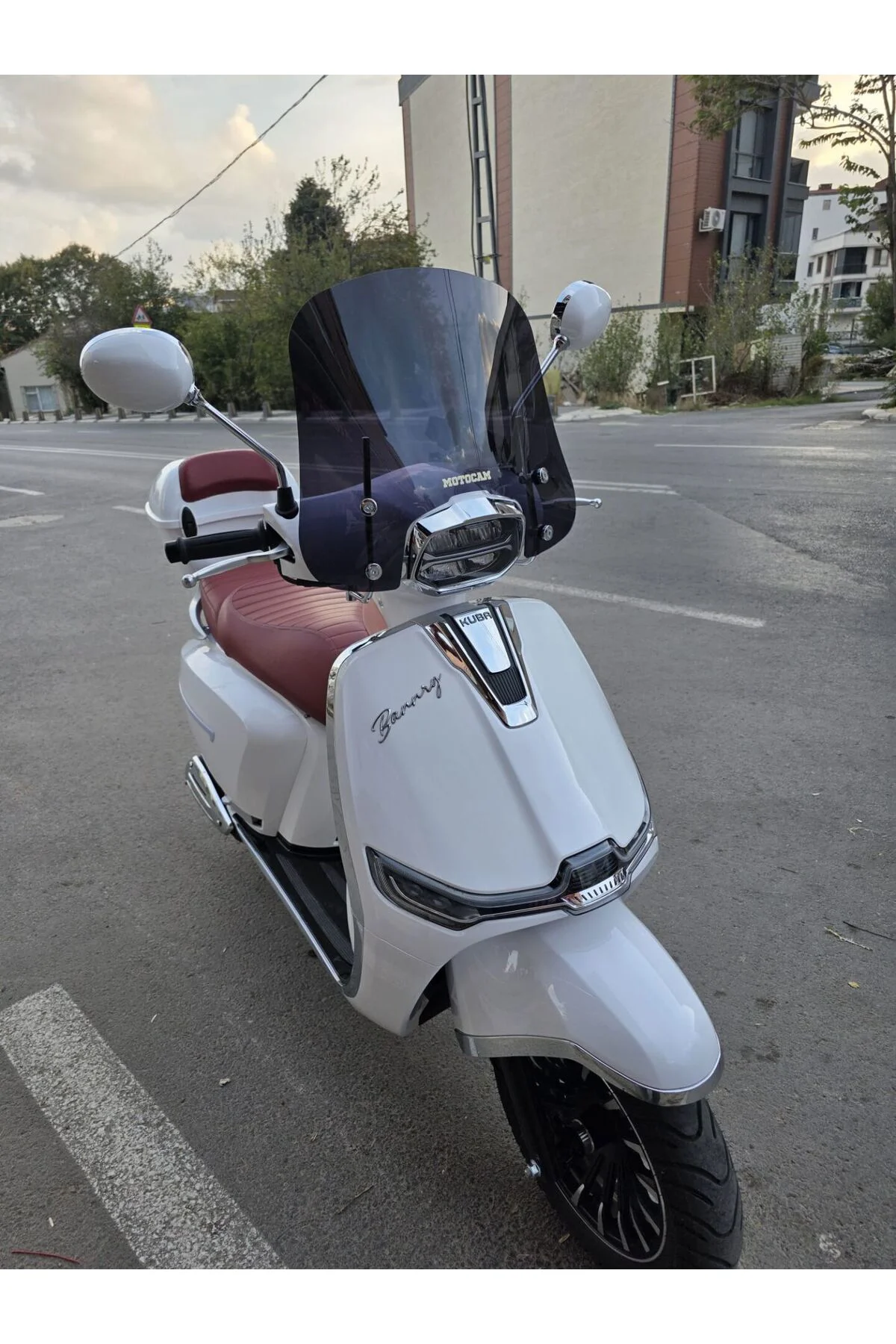 Küba Bannry Ön Cam 2024-2026 Model 43cm Siyah Renkli 4mm APARATSI