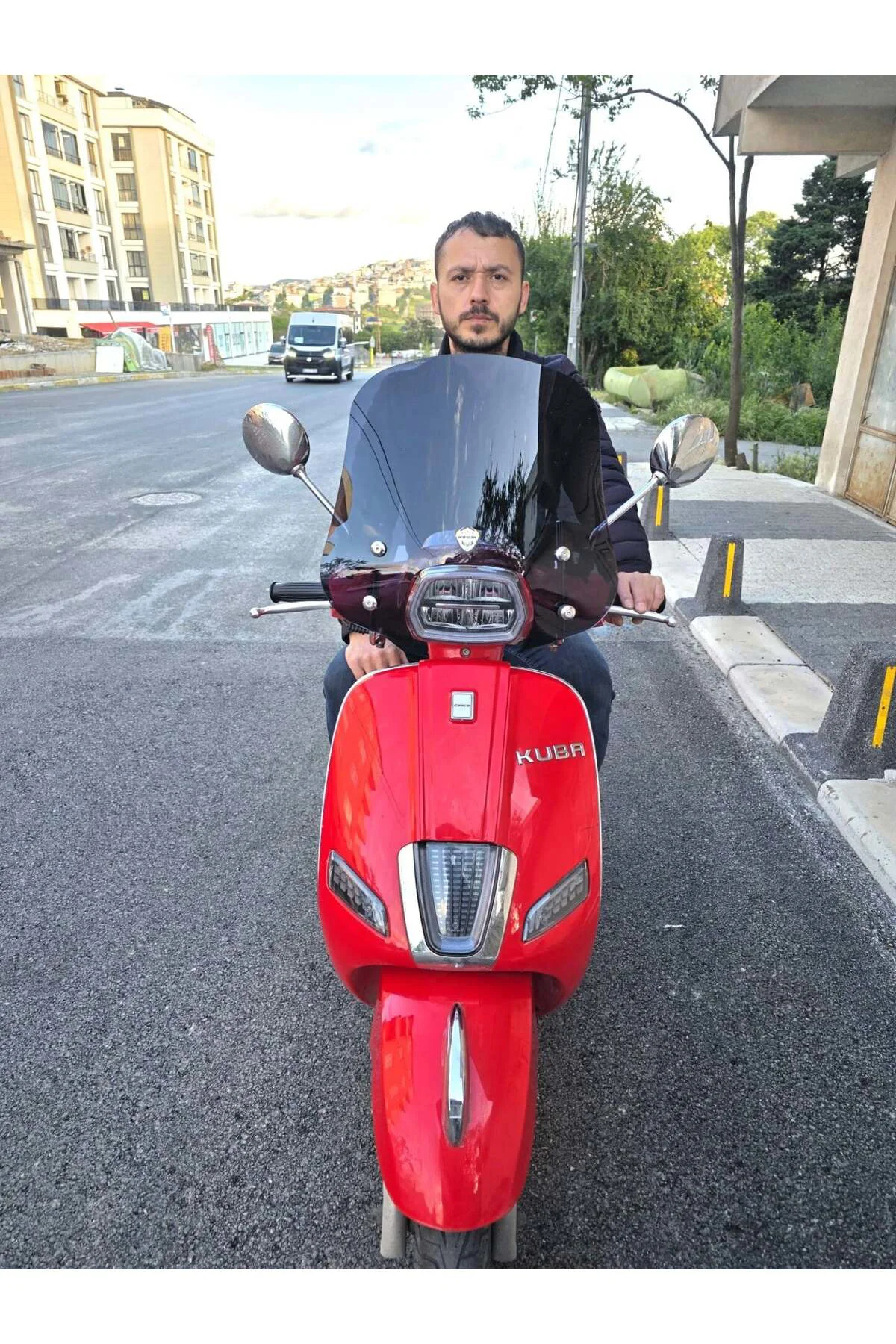 Kuba Bevely Ön Cam 2022-2026 Model 42cm Siyah Renkli 4mm APARATSI