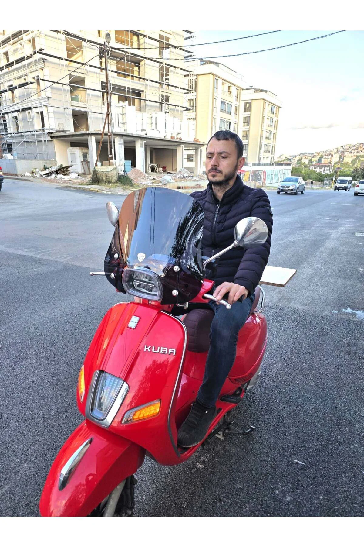 Kuba Bevely Ön Cam 2022-2026 Model 42cm Siyah Renkli 4mm APARATSI