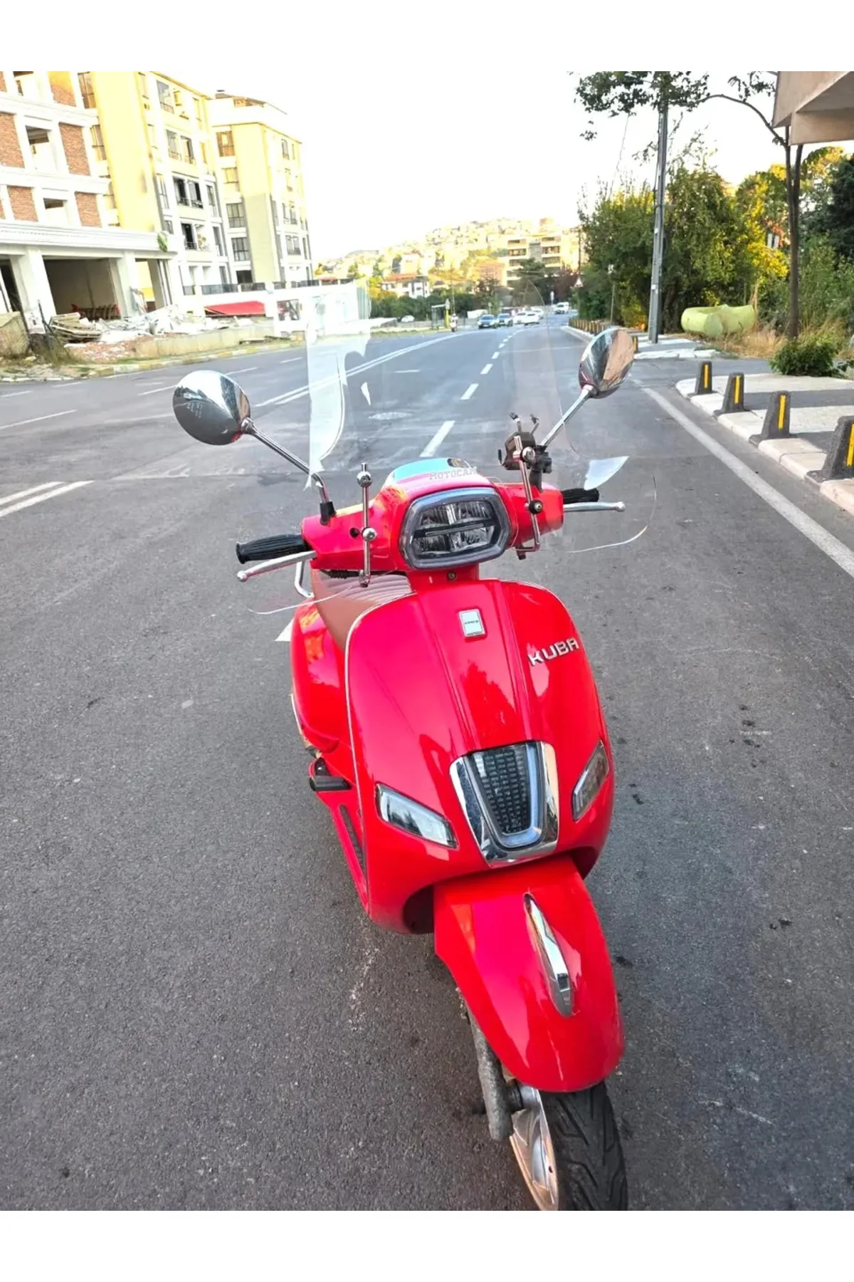 Kuba Bevely Ön Cam 2022-2026 Model 37cm Şeffaf Renkli 4mm Elcikli