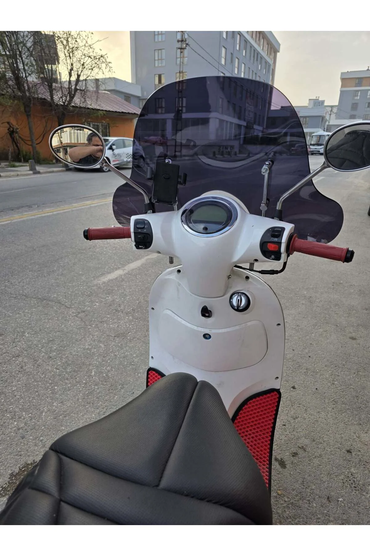 Küba Brilliant Ön Cam 2021-2026 Model 45cm Siyah Renkli Elcikli A