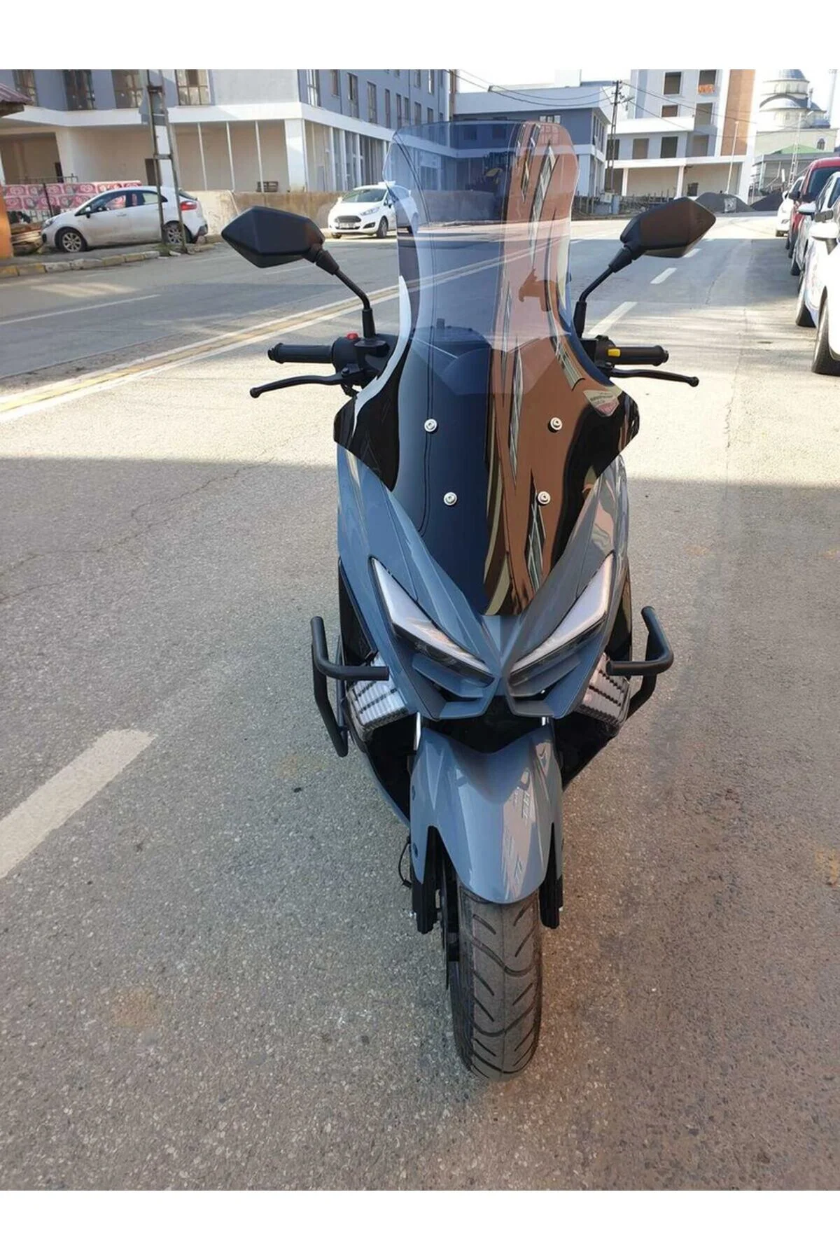 Küba Chia 125 Ön Cam 2023-2026 Model 78cm Füme Renkli 4mm UZUN