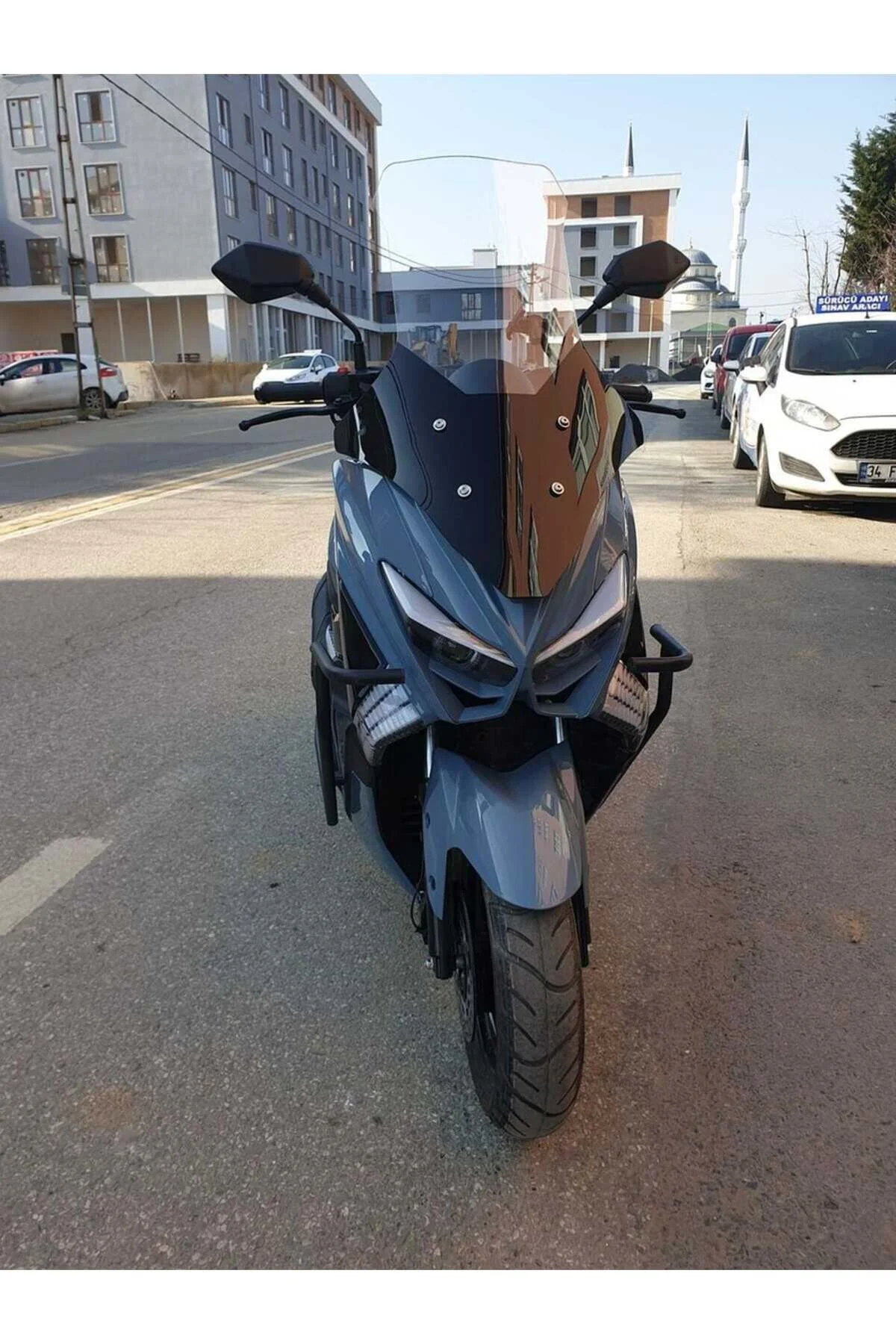 Küba Chia 125 Ön Cam 2023-2026 Model 78cm Şeffaf Renkli 4mm UZUN