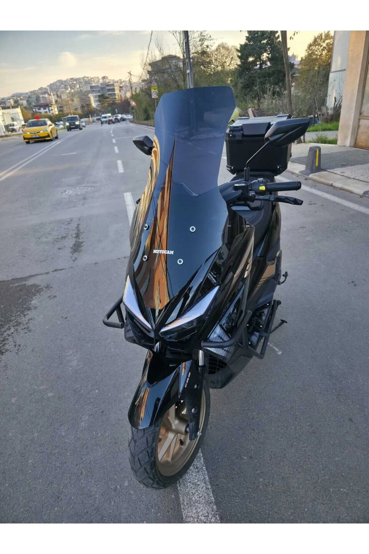 Küba Chia 125 Ön Cam 2023-2026 Model 78cm Siyah Renkli 4mm UZUN