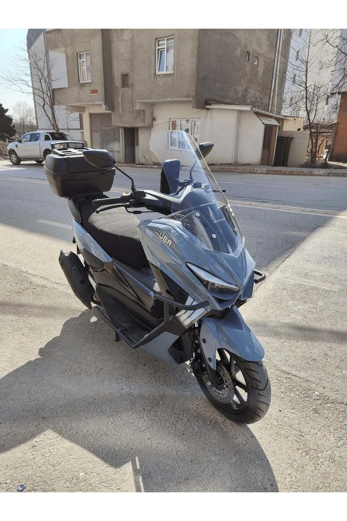 Küba Chia 125 Ön Cam 2023-2026 Model 75cm Şeffaf Renkli 4mm UZUN