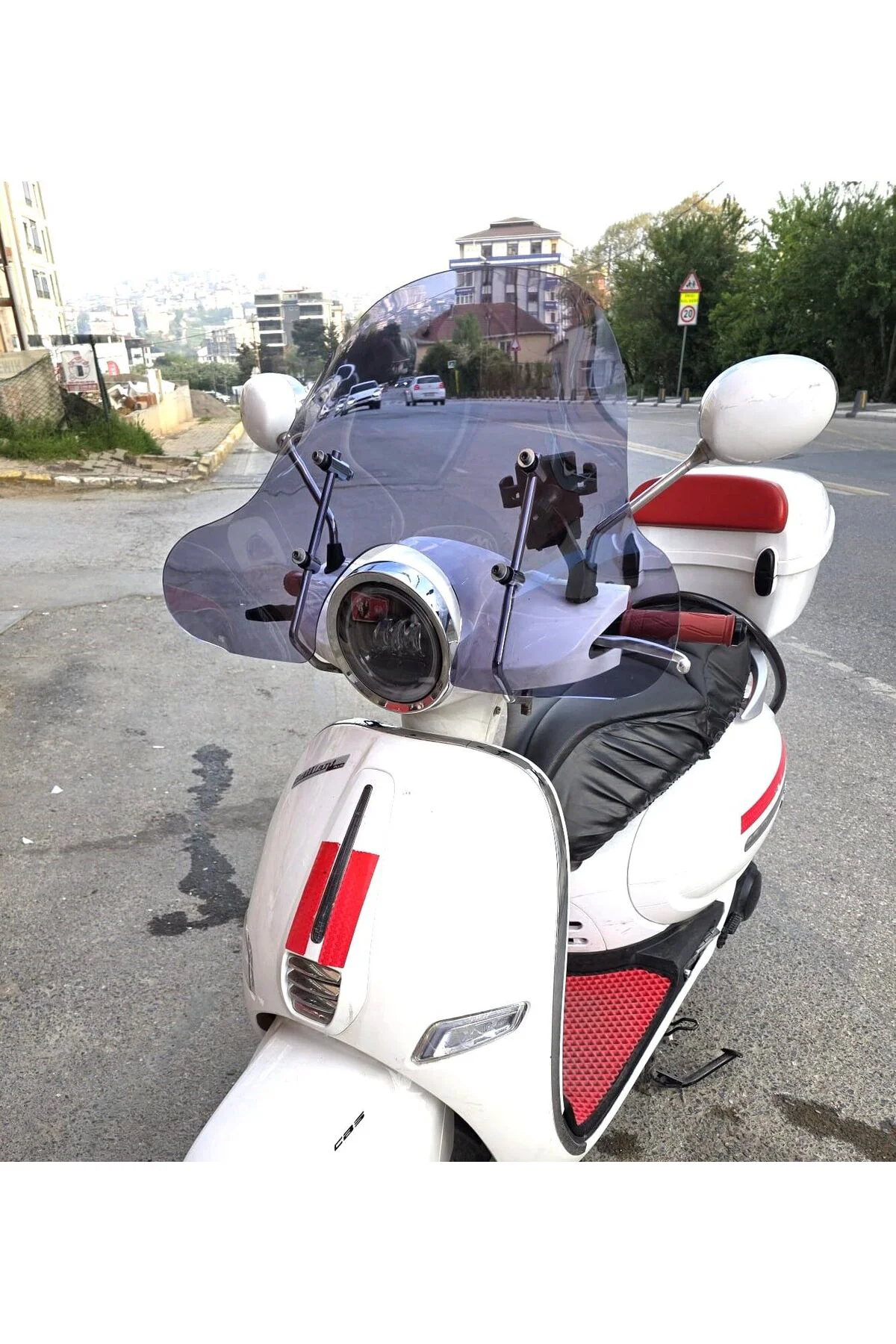 Küba Master MT 50 Ön Cam 2021-2026 Model 45cm Füme Renkli Elcikli