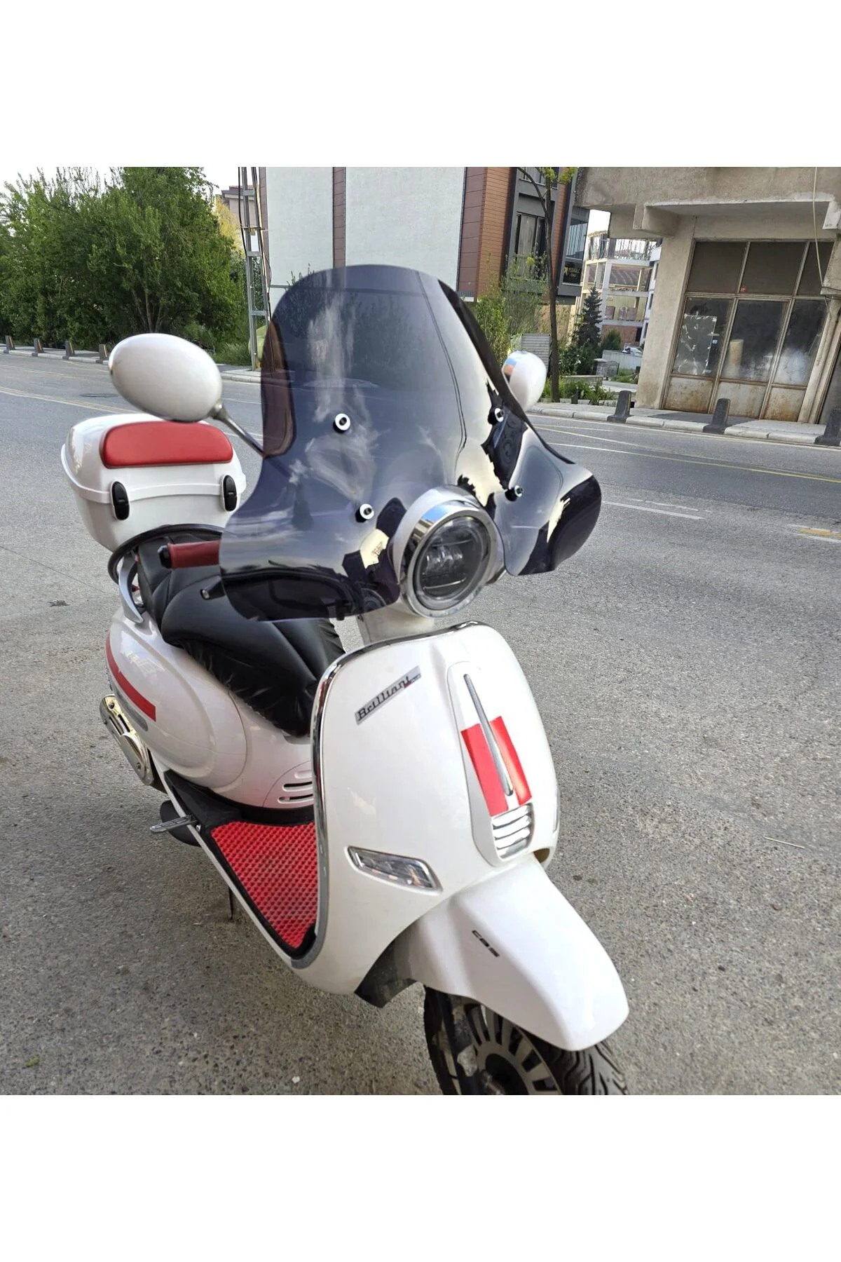 Küba Master MT 50 Ön Cam 2021-2026 Model 45cm Siyah Renkli Elcikl