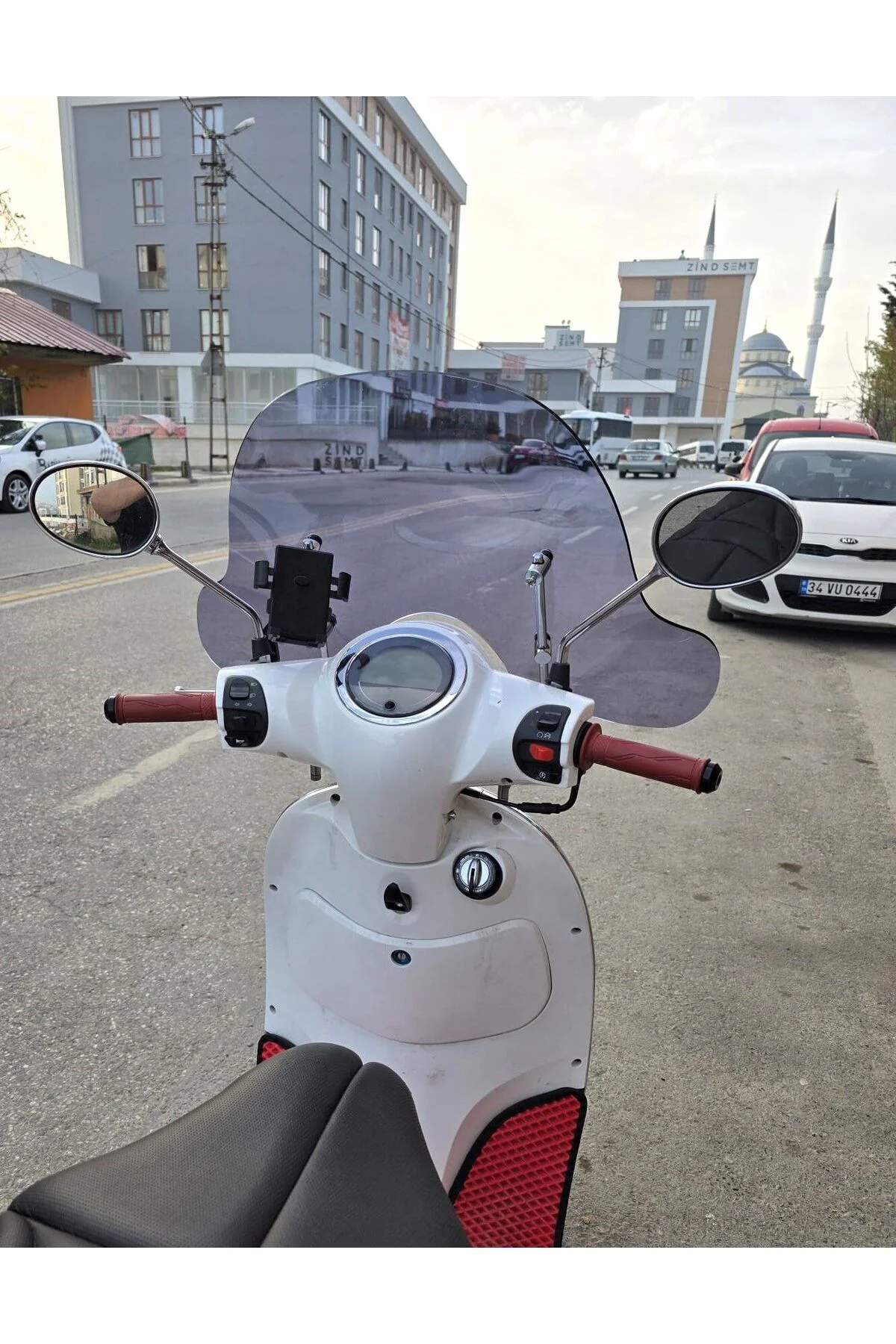 Küba Master MT 50 Ön Cam 2021-2026 Model 45cm Füme Renkli Elcikli