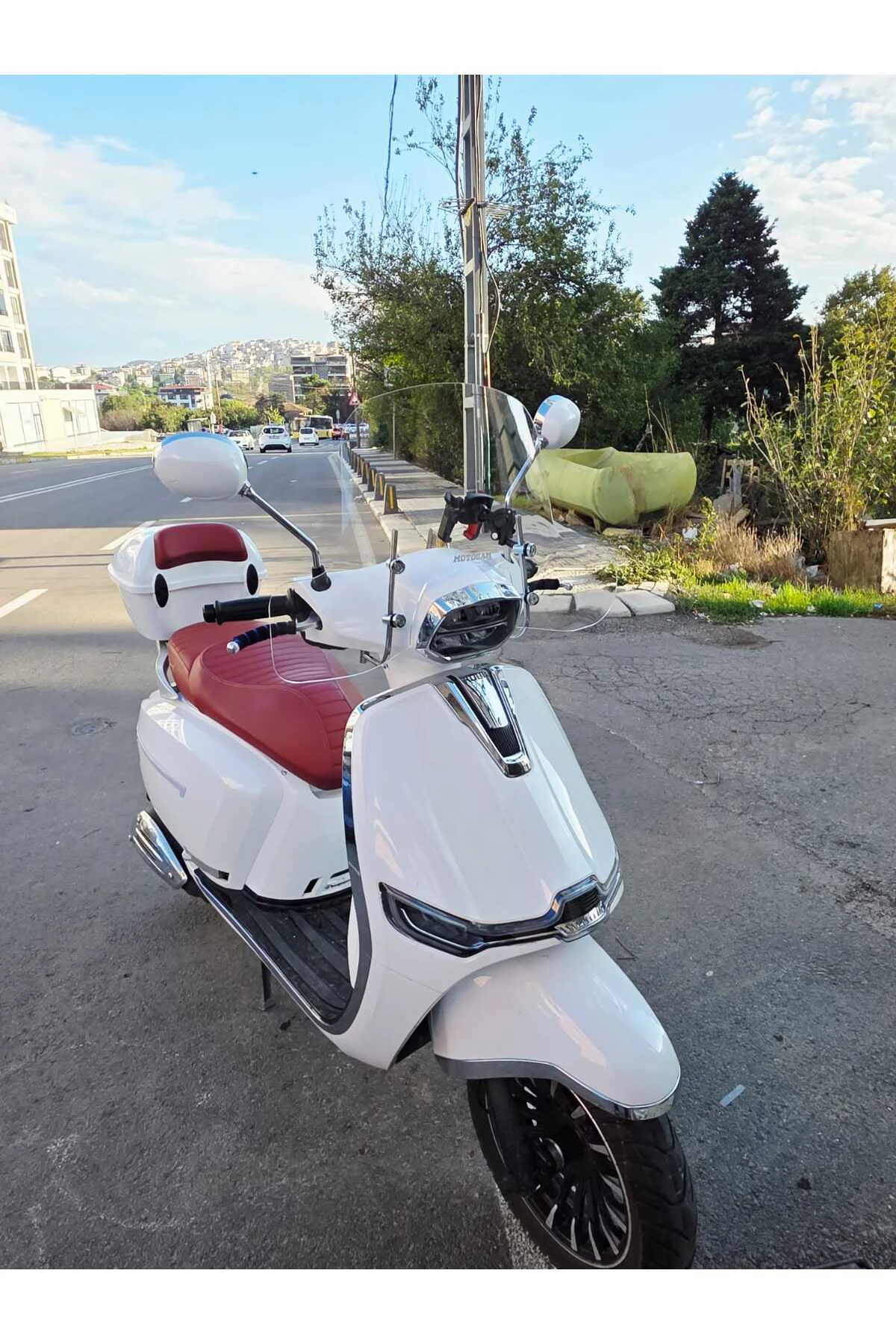 Küba MT 50 Pro Plus Ön Cam 2024-2025 Model 43cm Şeffaf Renkli 4mm ELCİKLİ APARATSIZDIR