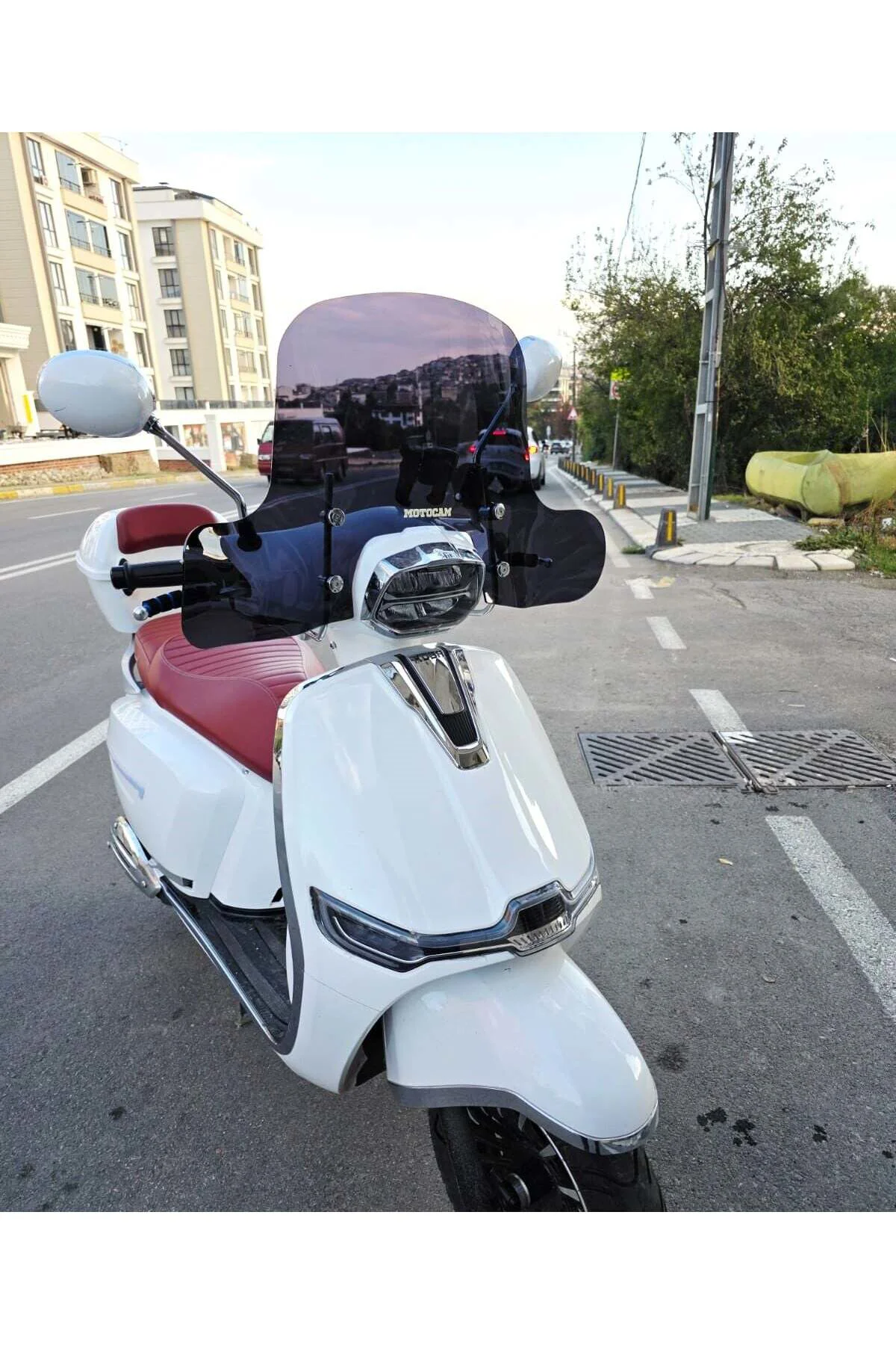 Küba MT 50 Pro Plus Ön Cam 2024-2026 Model 43cm Siyah Renkli 4mm 