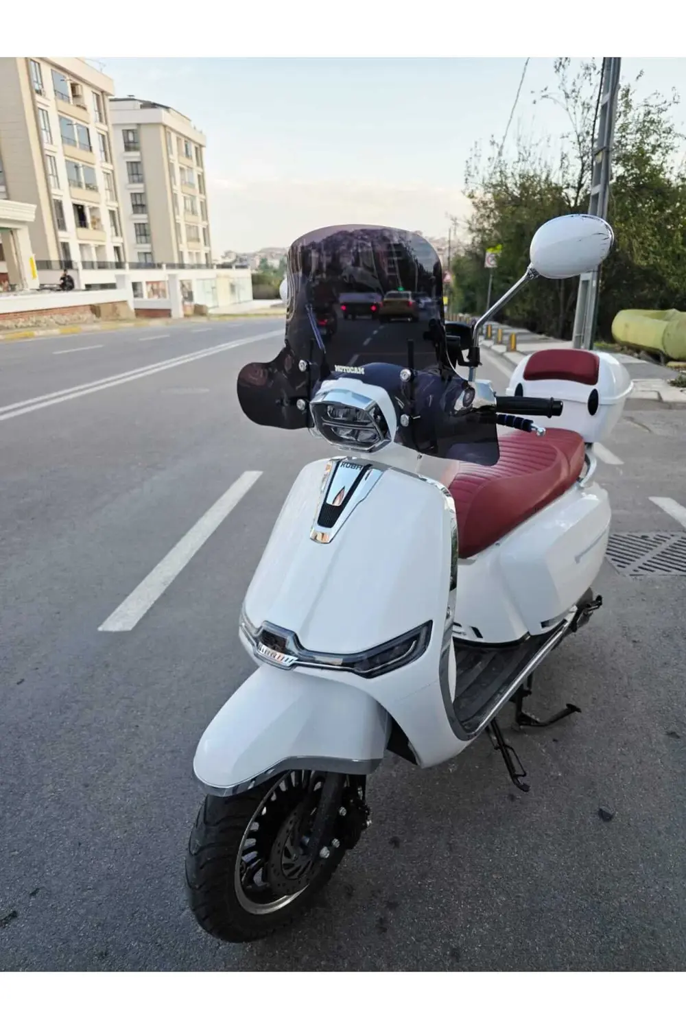 Küba MT 50 Pro Plus Ön Cam 2024-2025 Model 43cm Siyah Renkli 4mm