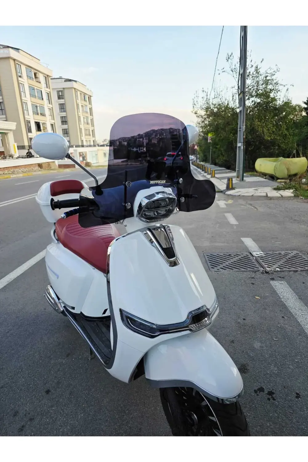 Küba MT 50 Pro Plus Ön Cam 2024-2025 Model 43cm Siyah Renkli 4mm