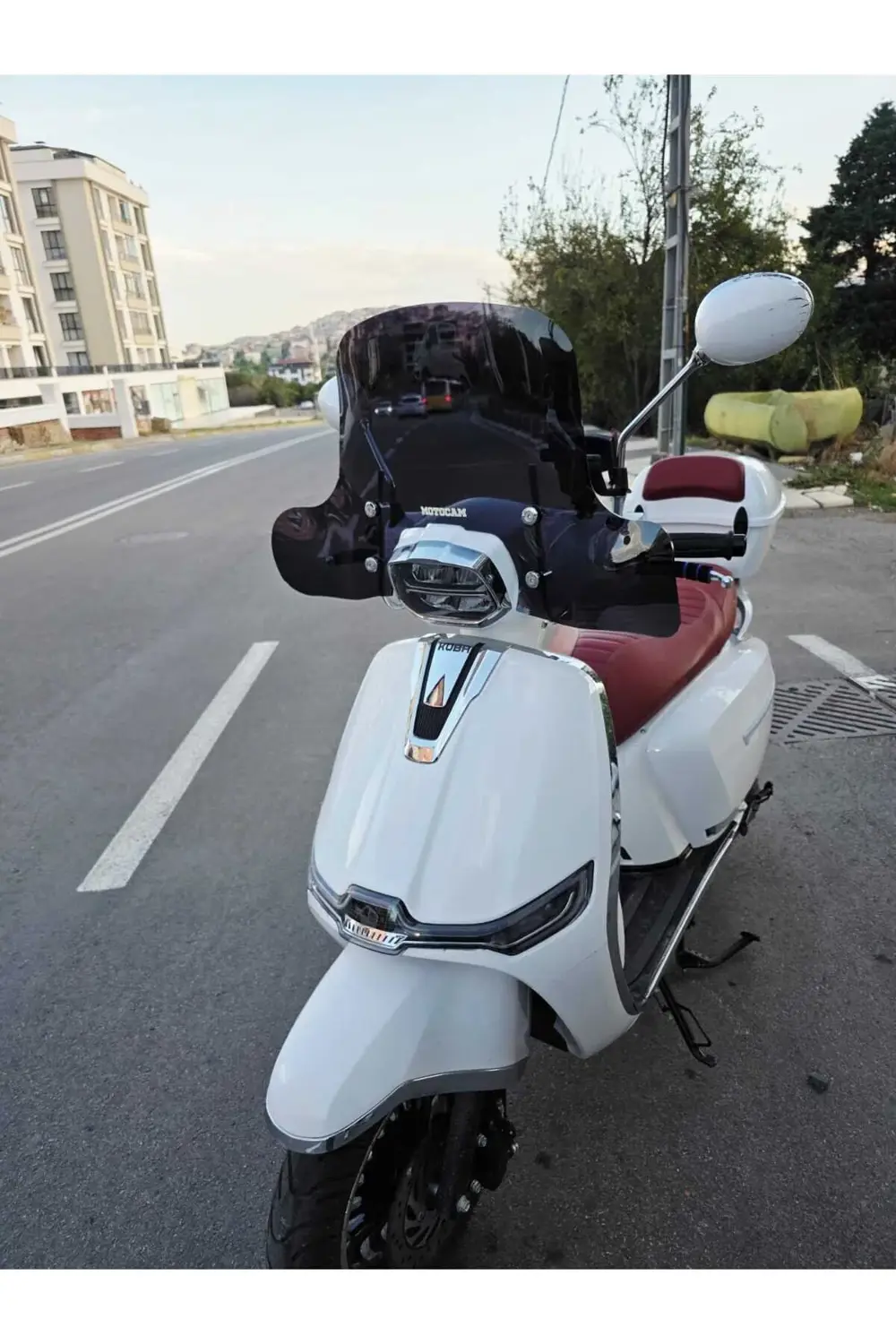 Küba MT 50 Pro Plus Ön Cam 2024-2025 Model 43cm Siyah Renkli 4mm