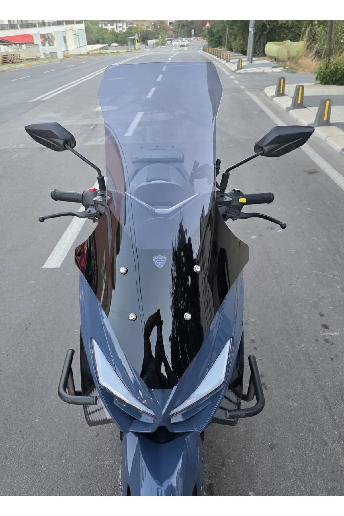 Küba Newcity 125 Ön Cam 2023-2026 Model 78cm Füme Renkli 4mm UZUN