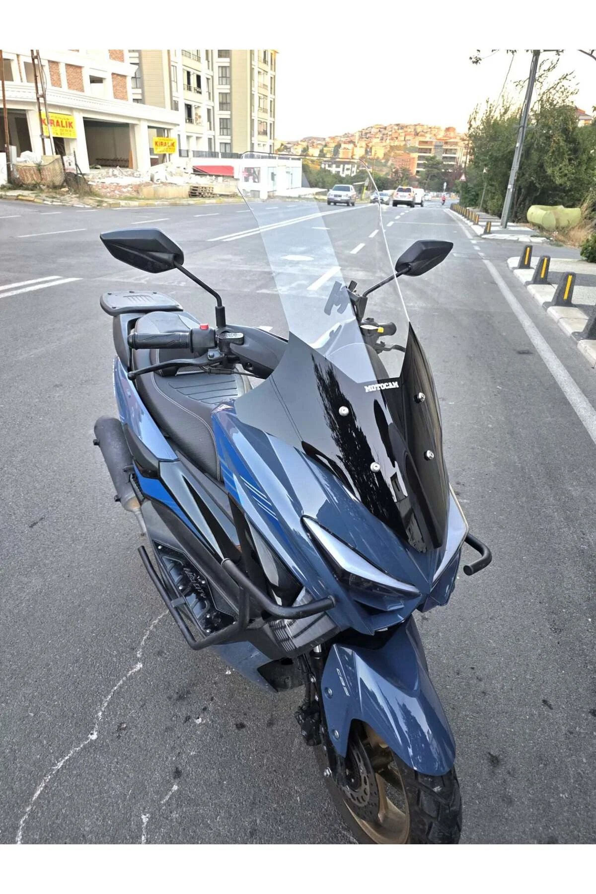 Küba Newcity 50 Ön Cam 2023-2026 Model 78cm Şeffaf Renkli 4mm UZU