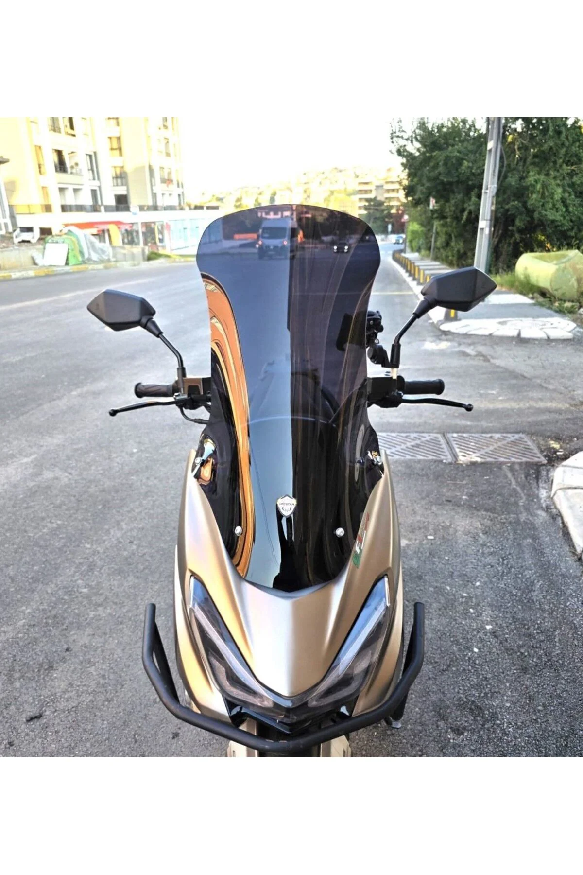 Küba Newlight 125 Pro Ön Cam 2023-2026 Model 68cm Siyah Renkli 4m