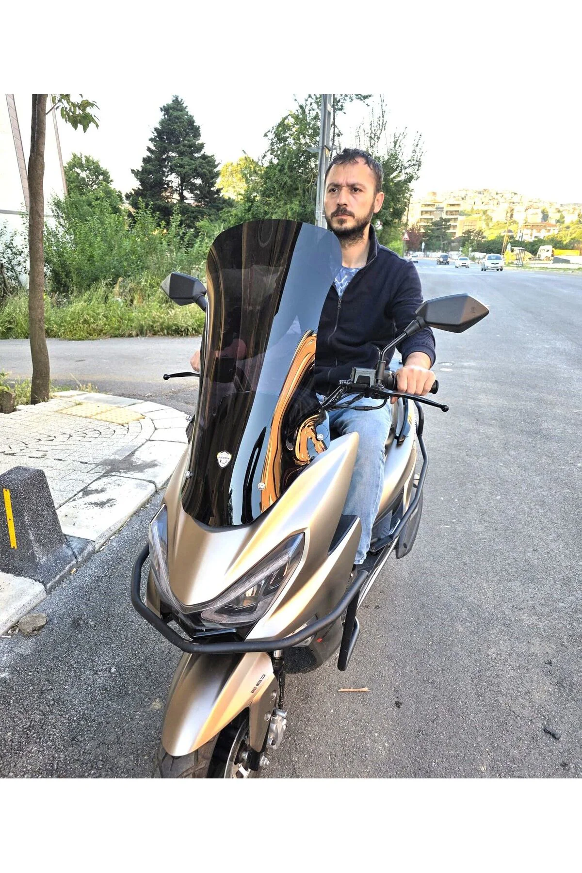 Küba Newlight 125 Pro Ön Cam 2023-2026 Model 68cm Siyah Renkli 4m