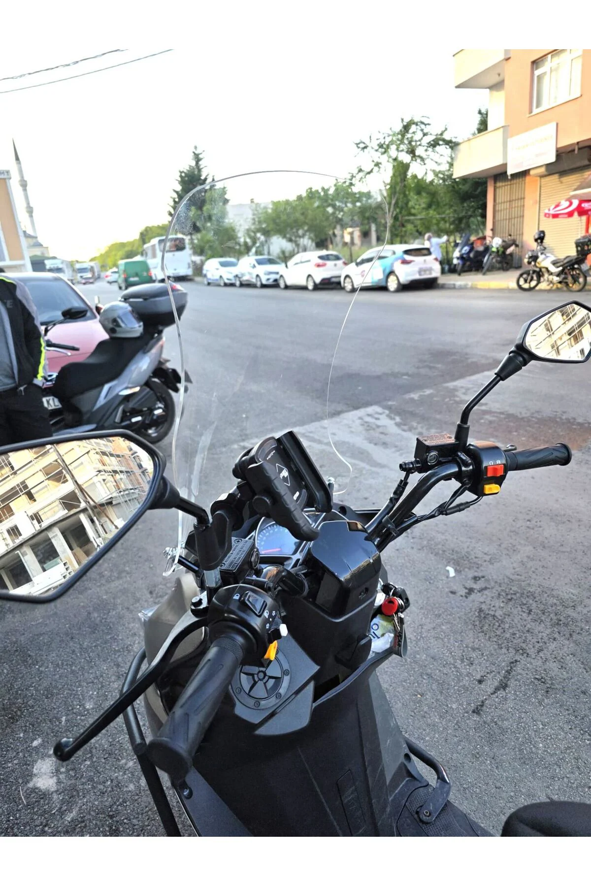 Küba Newlight 125 Pro Ön Cam 2023-2026 Model 75cm Şeffaf Renkli 4
