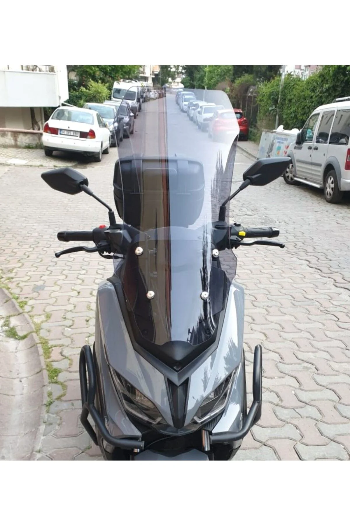 Küba Novax 200 Ön Cam 2023-2026 Model 65cm Füme Renkli 4mm UZUN