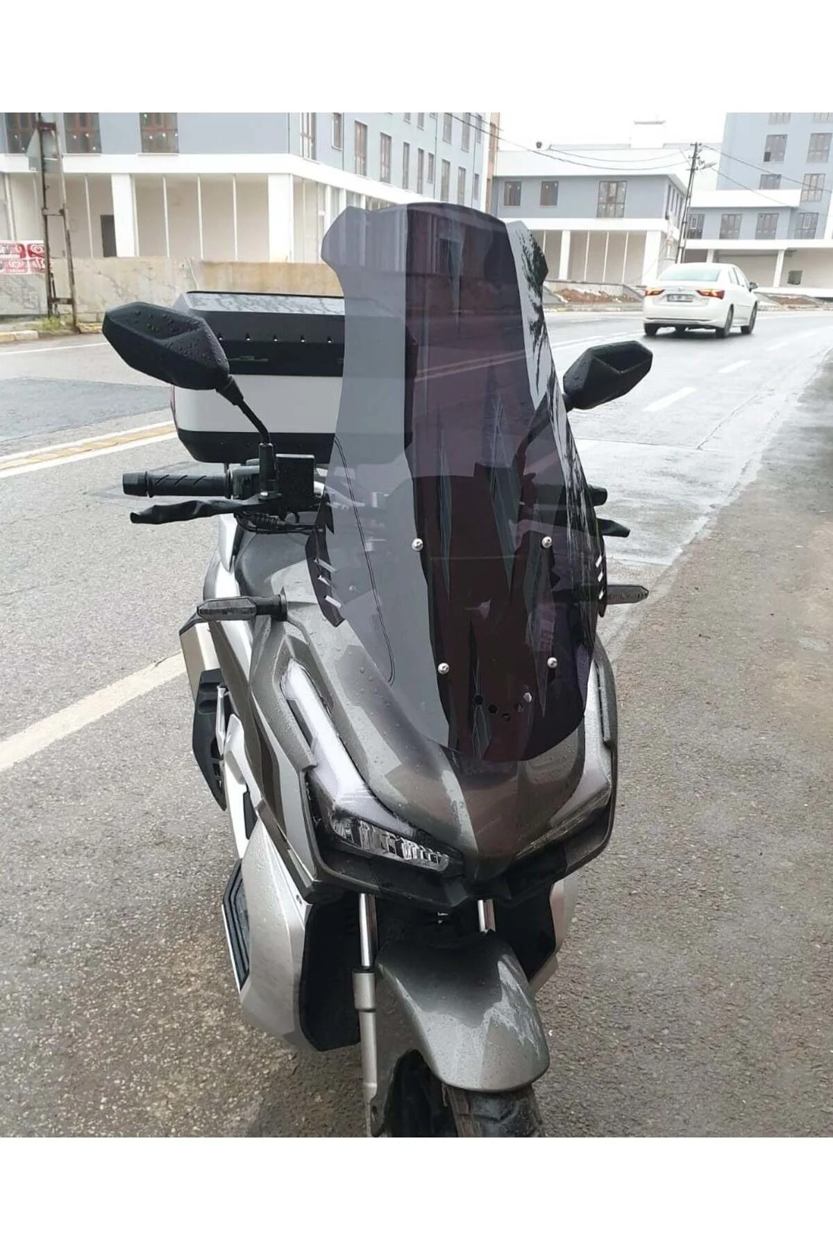 Küba Rubano 150 Ön Cam 2023-2026 Model 65cm Siyah Renkli 4mm ORTA BOYLU